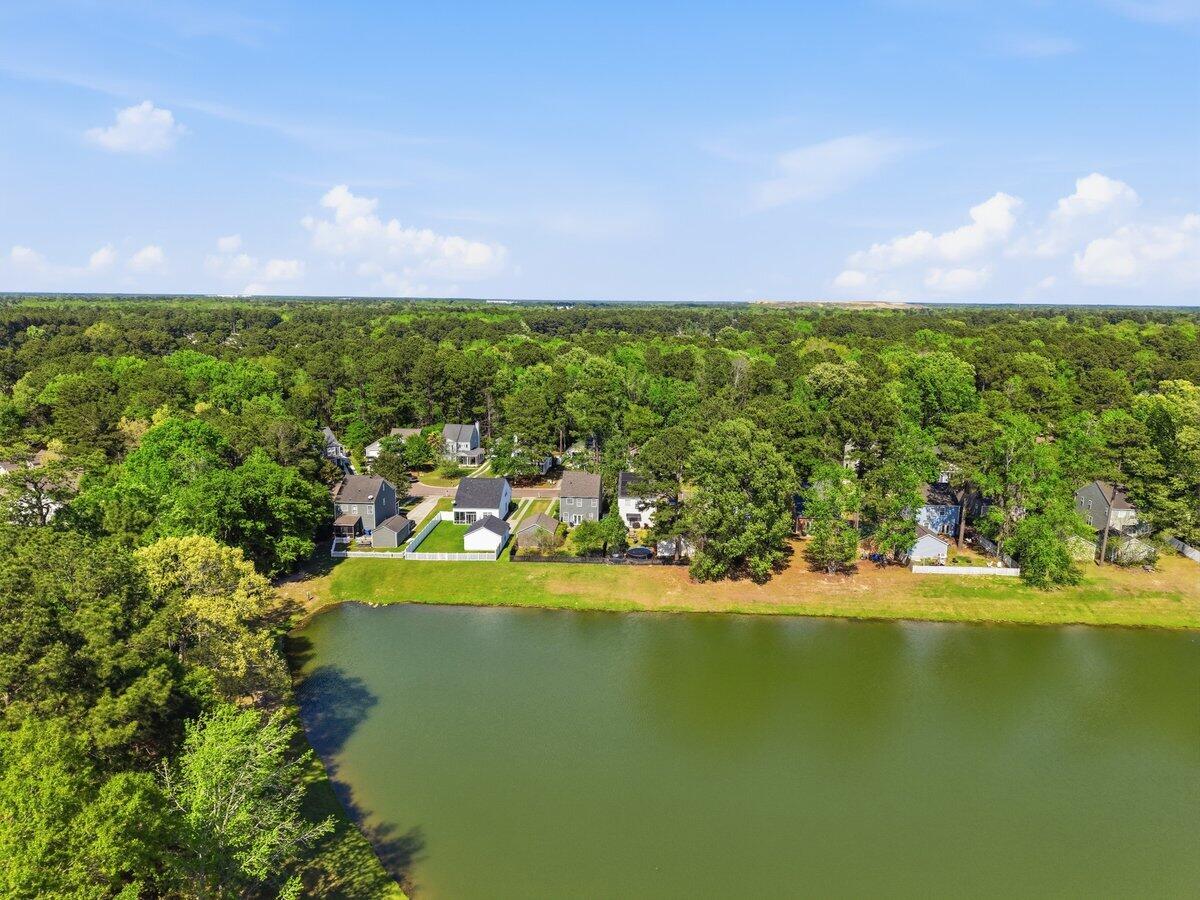 8981 N Red Maple Circle