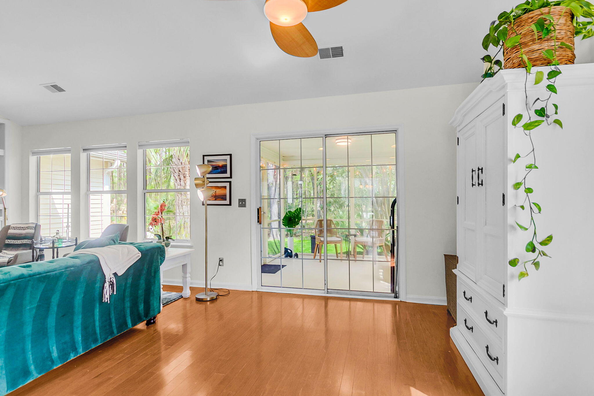 2524 Palmetto Hall Boulevard