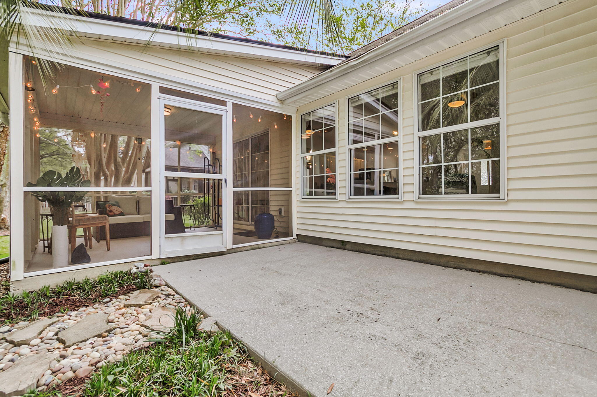 2524 Palmetto Hall Boulevard