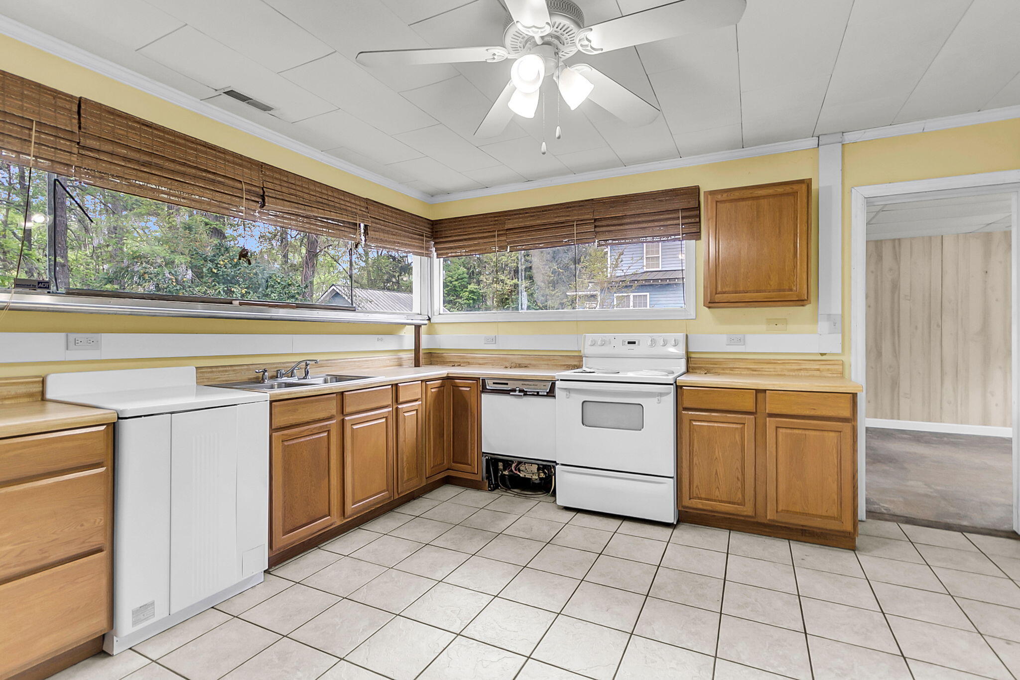 214 E 4th South Street
