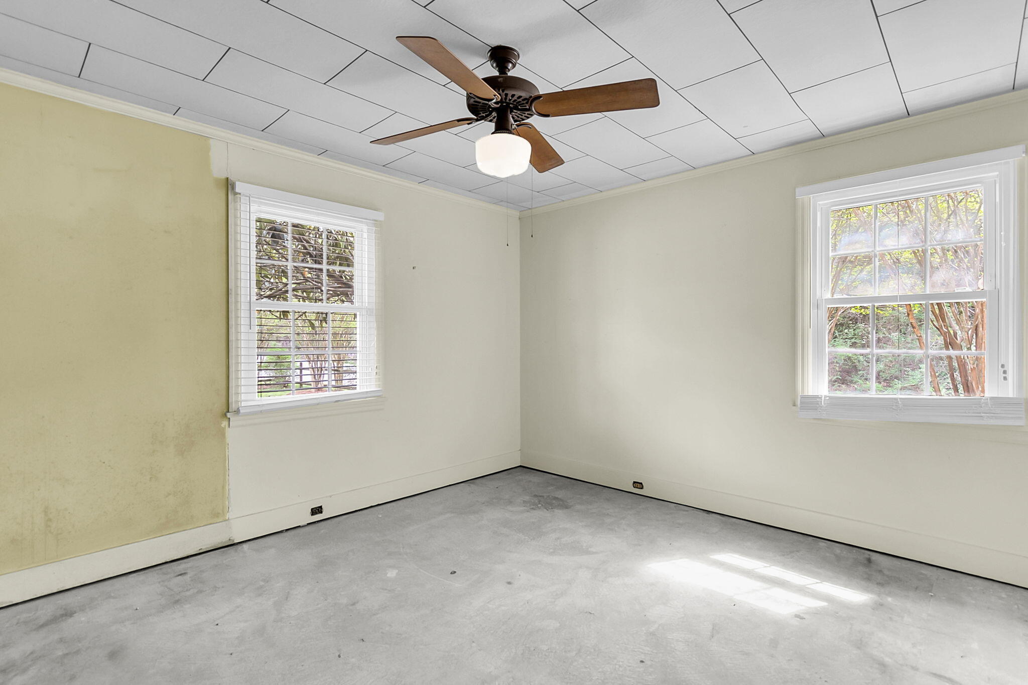 214 E 4th South Street