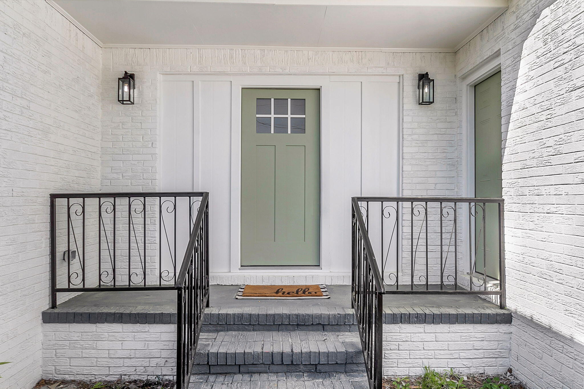 153 Davis Terrace