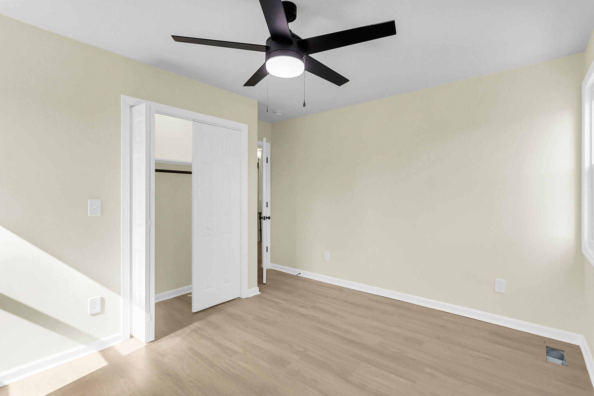 153 Davis Terrace