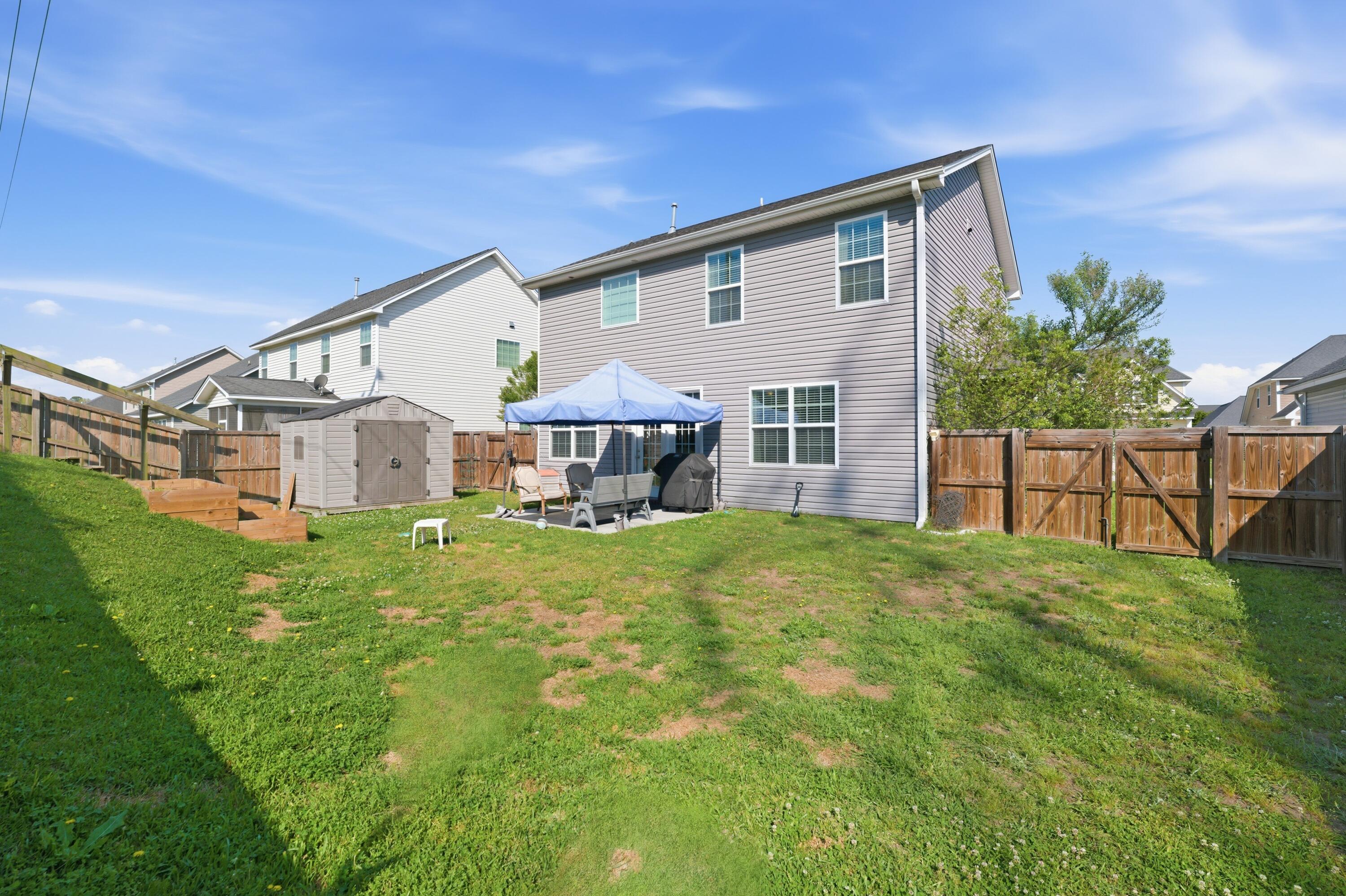 8120 Ronda Drive