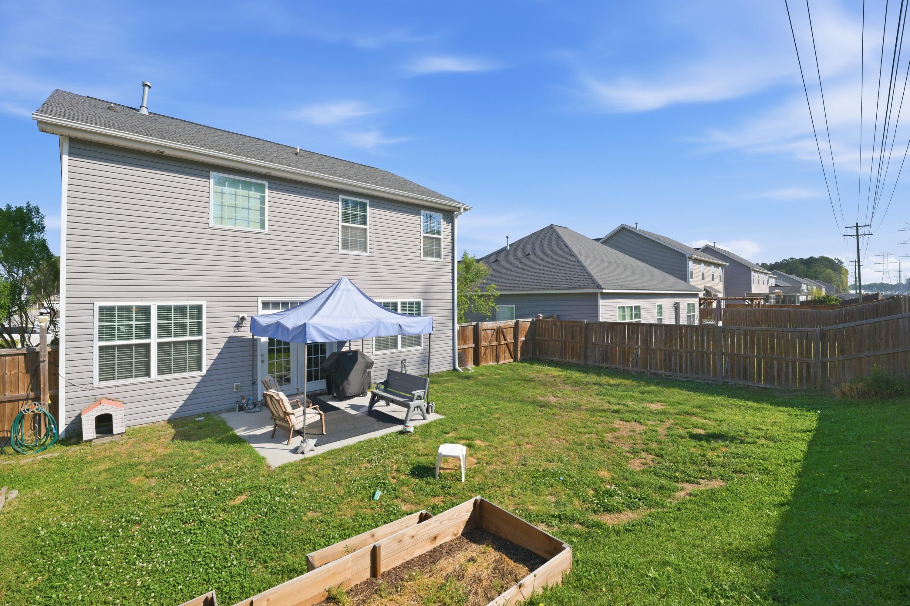 8120 Ronda Drive