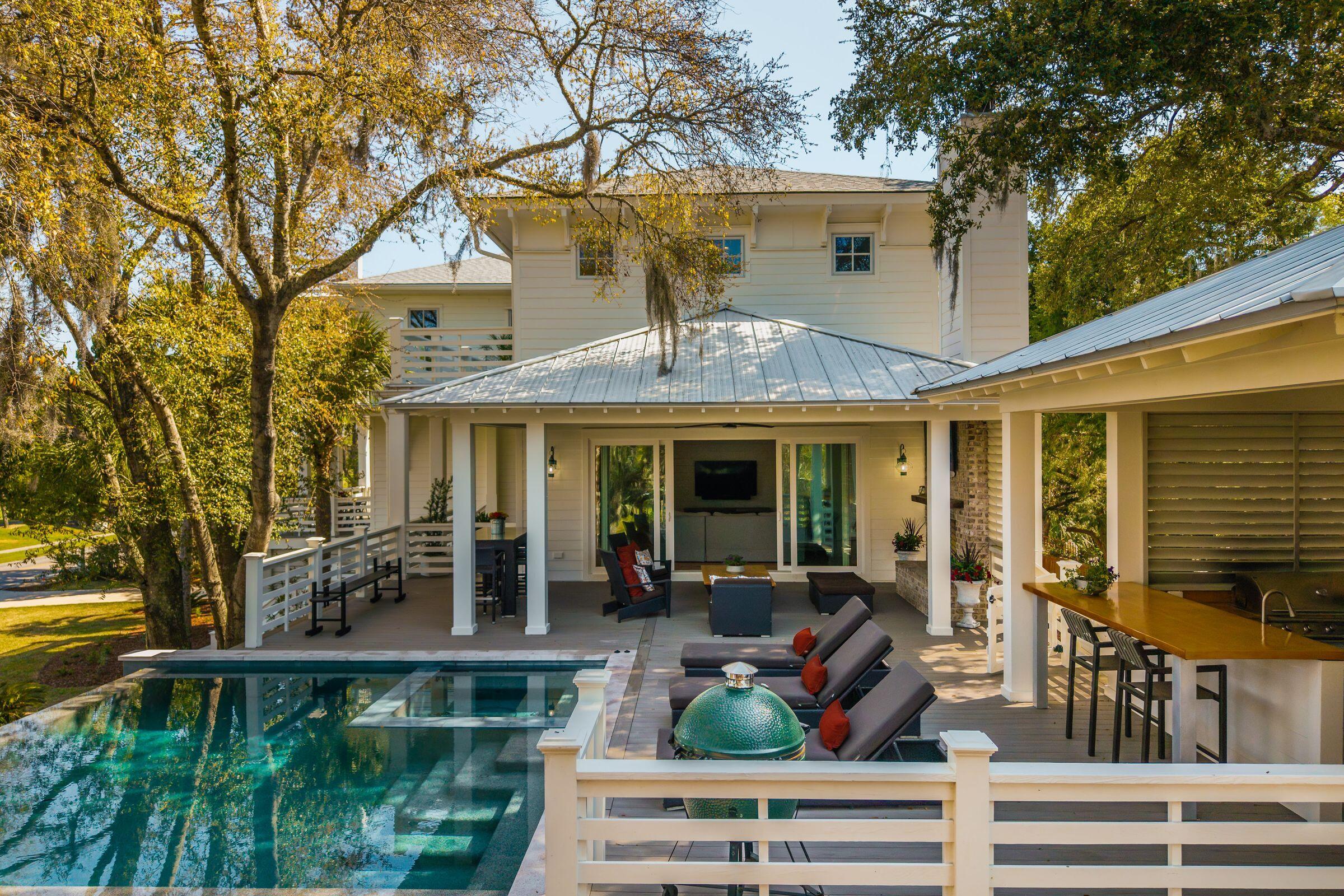 3200 Waterway Boulevard