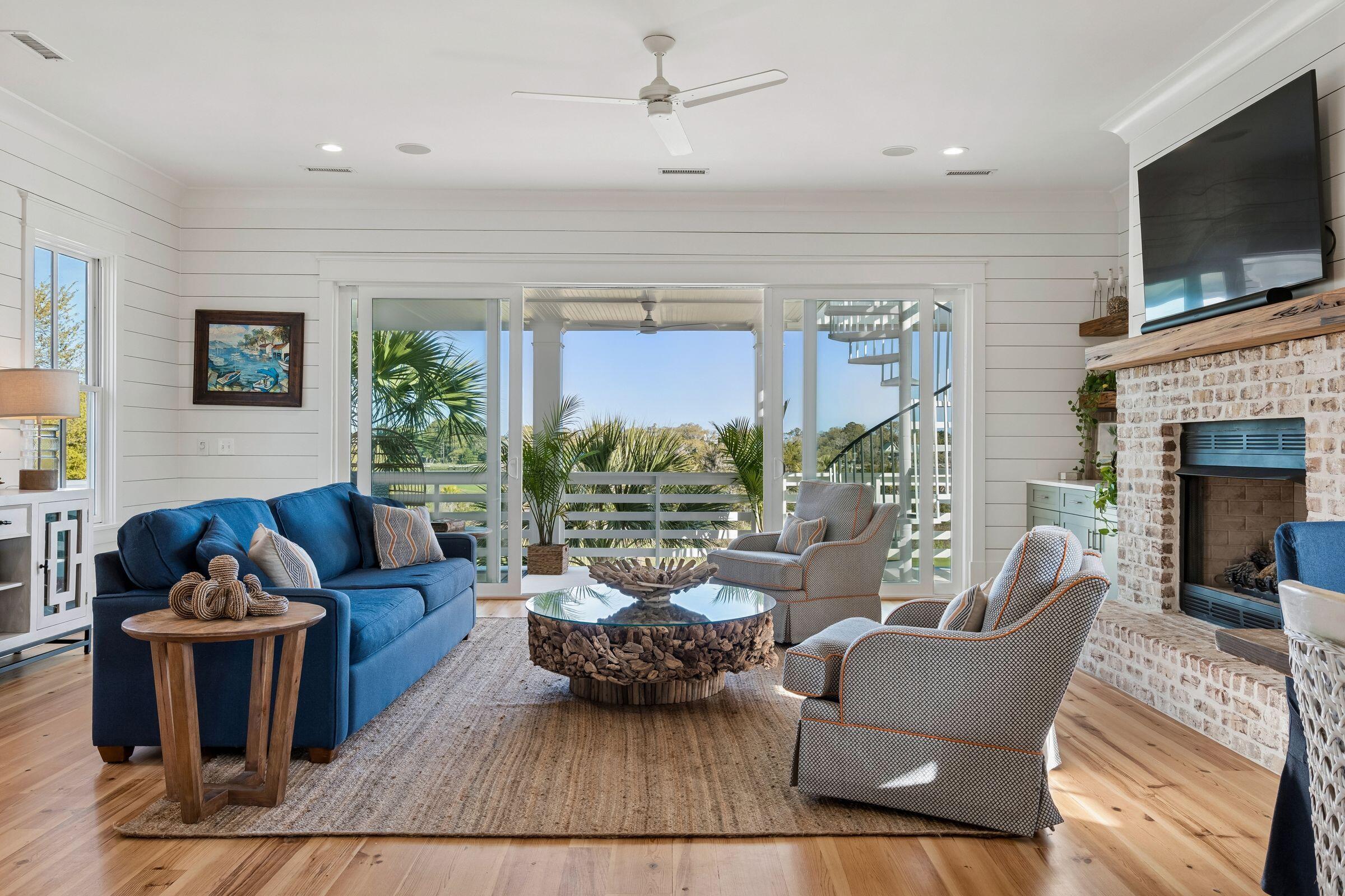 3200 Waterway Boulevard