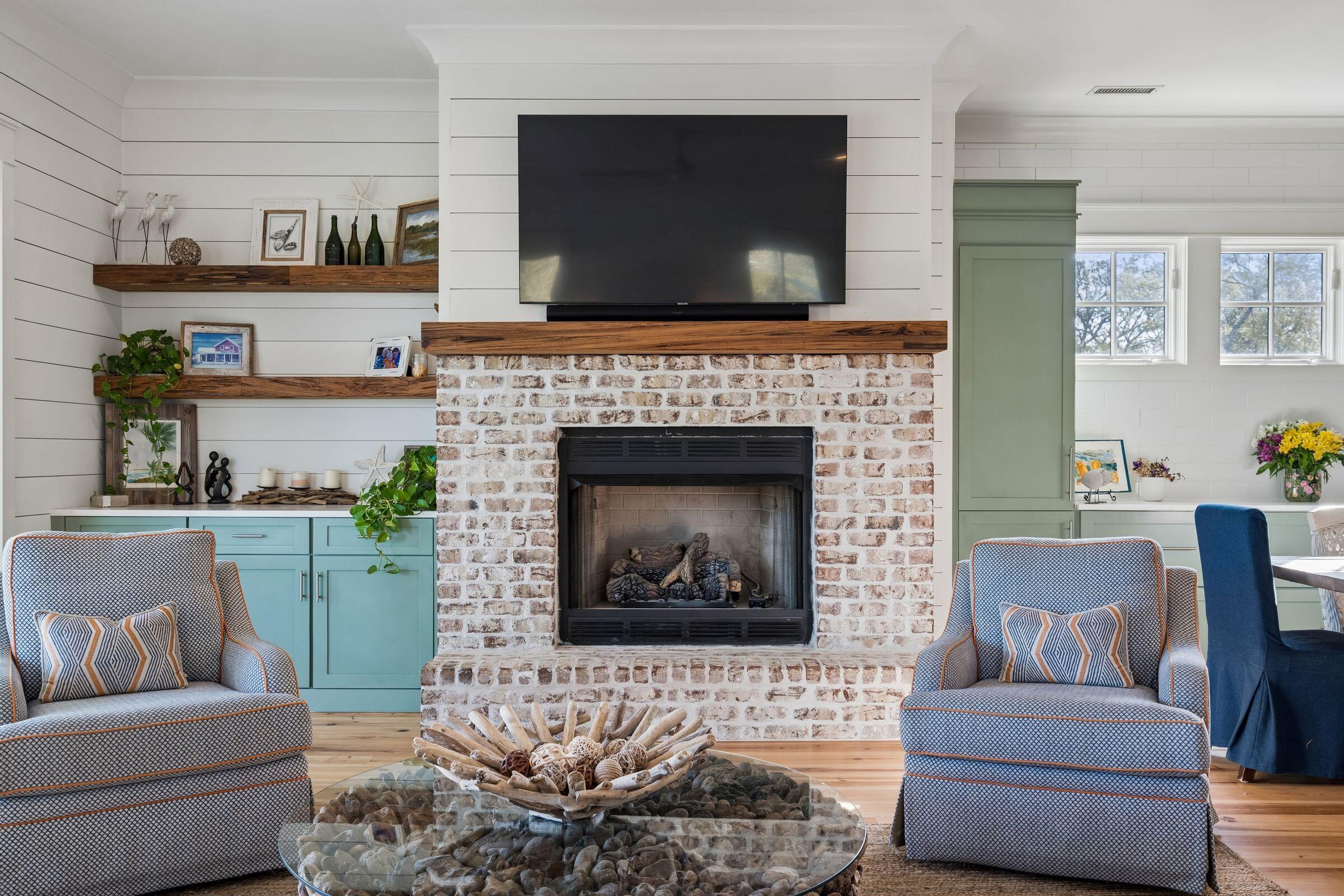 3200 Waterway Boulevard