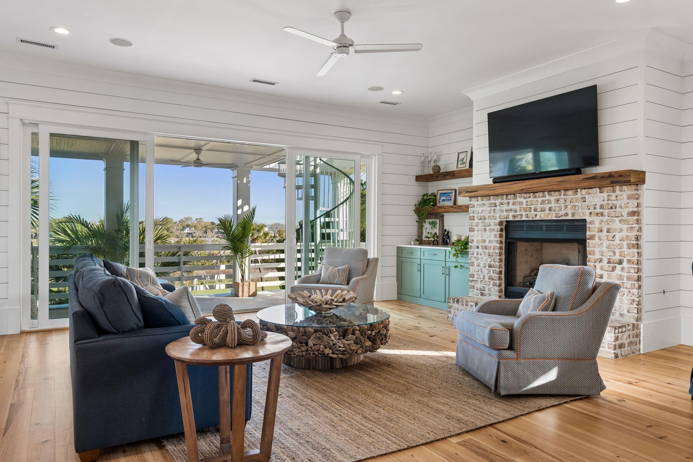 3200 Waterway Boulevard