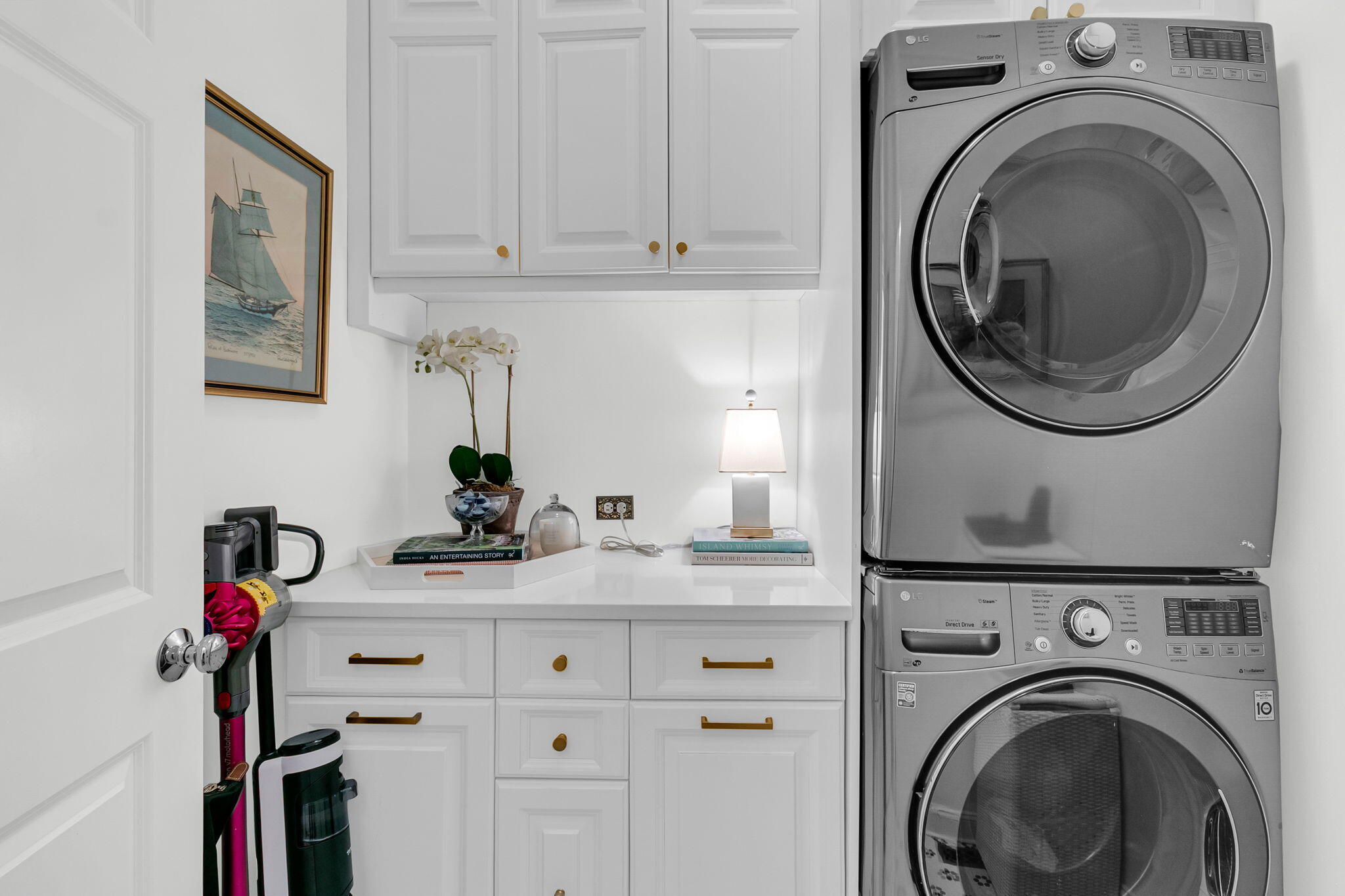 3593 Henrietta Hartford Road