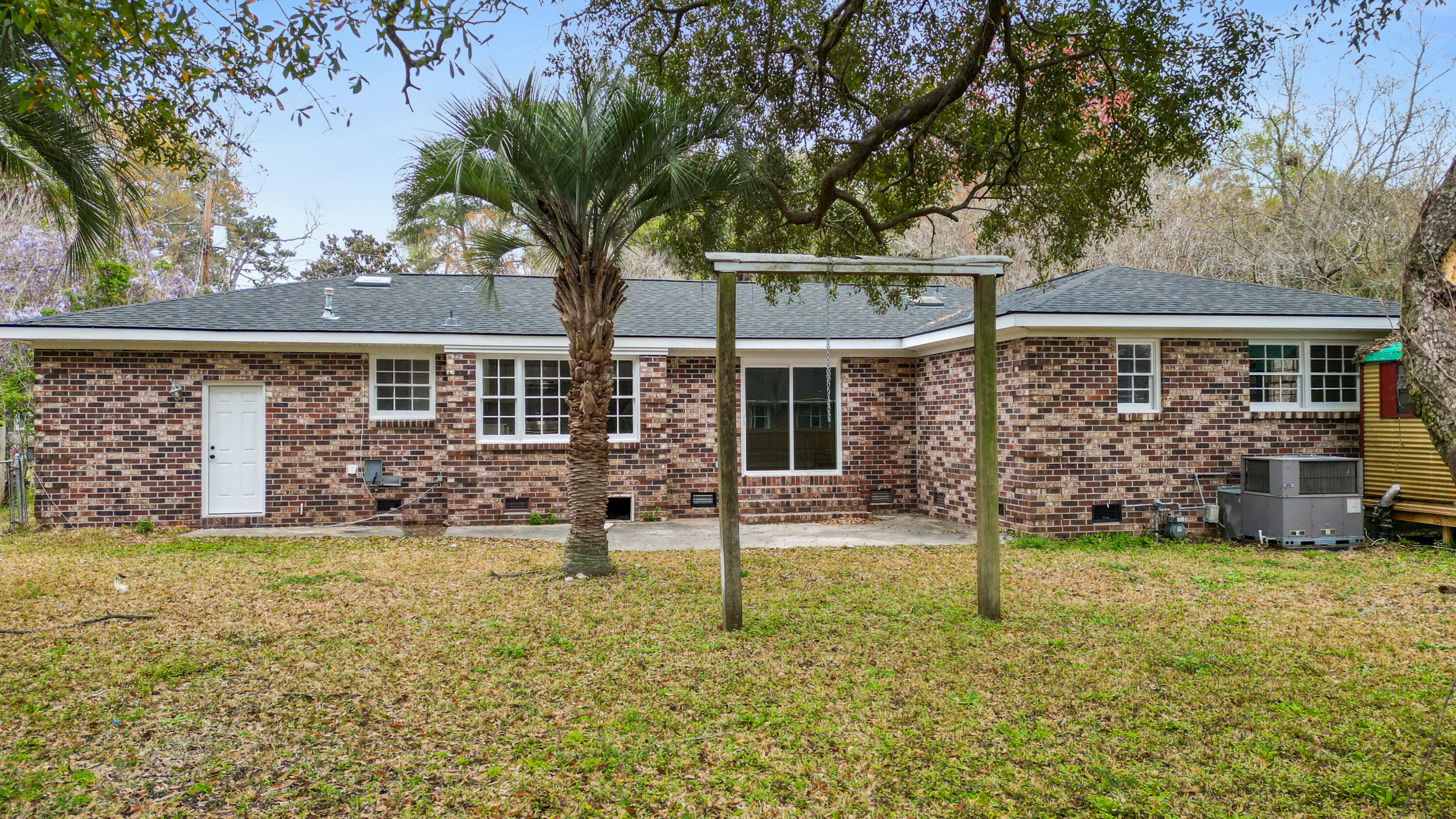 4343 Helene Drive