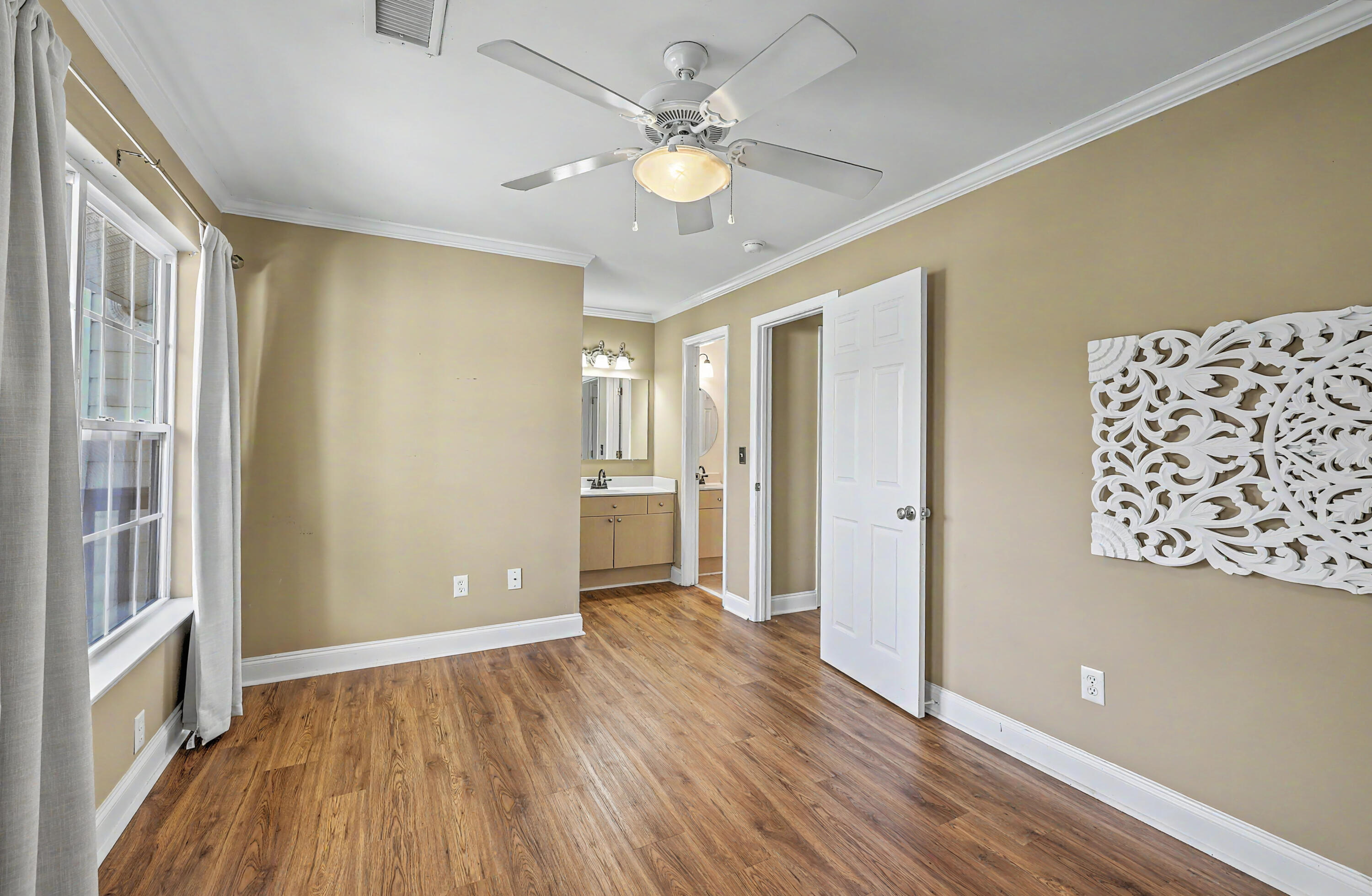 23 Brockman Drive Unit C Unit: Unit 23-C