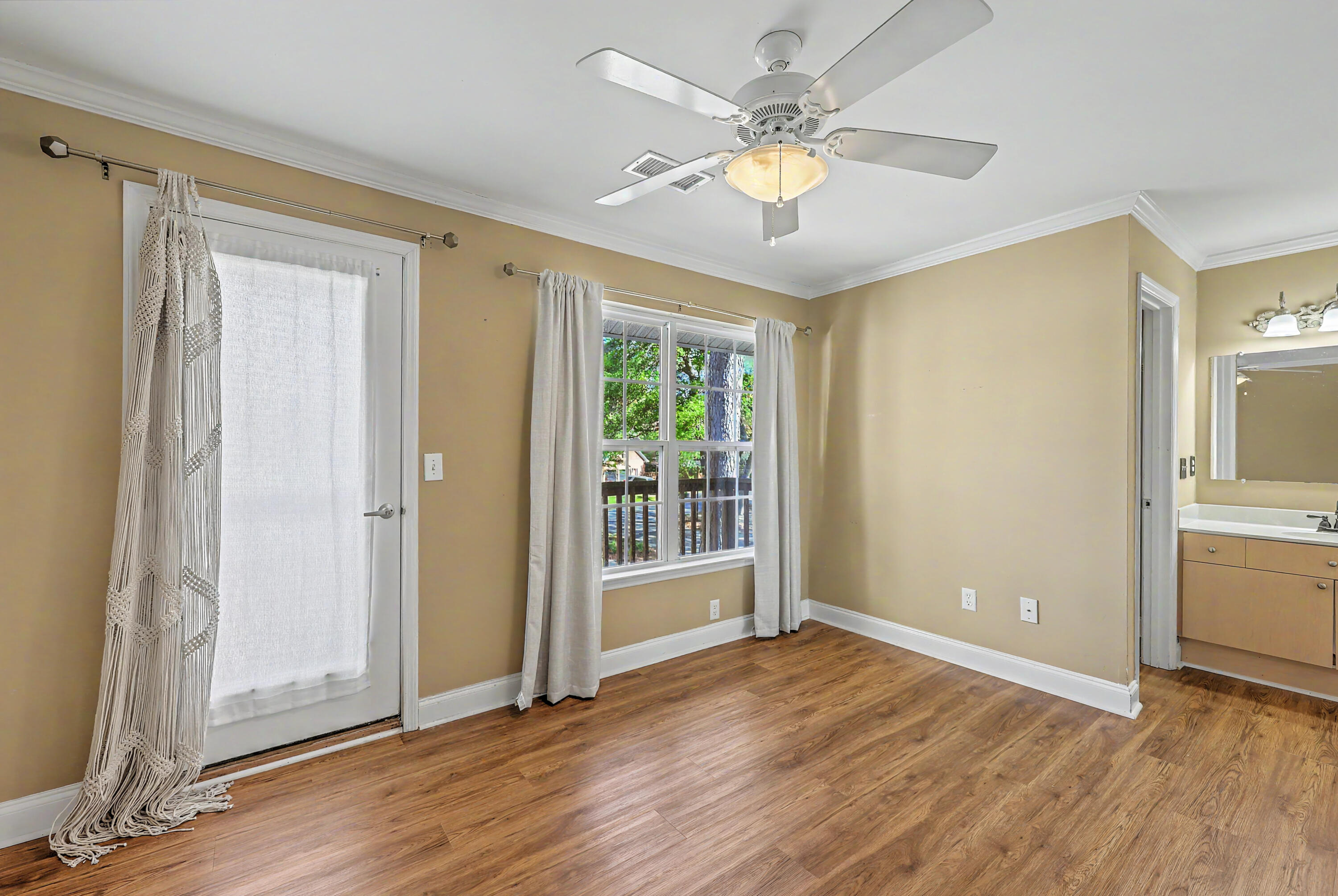 23 Brockman Drive Unit C Unit: Unit 23-C