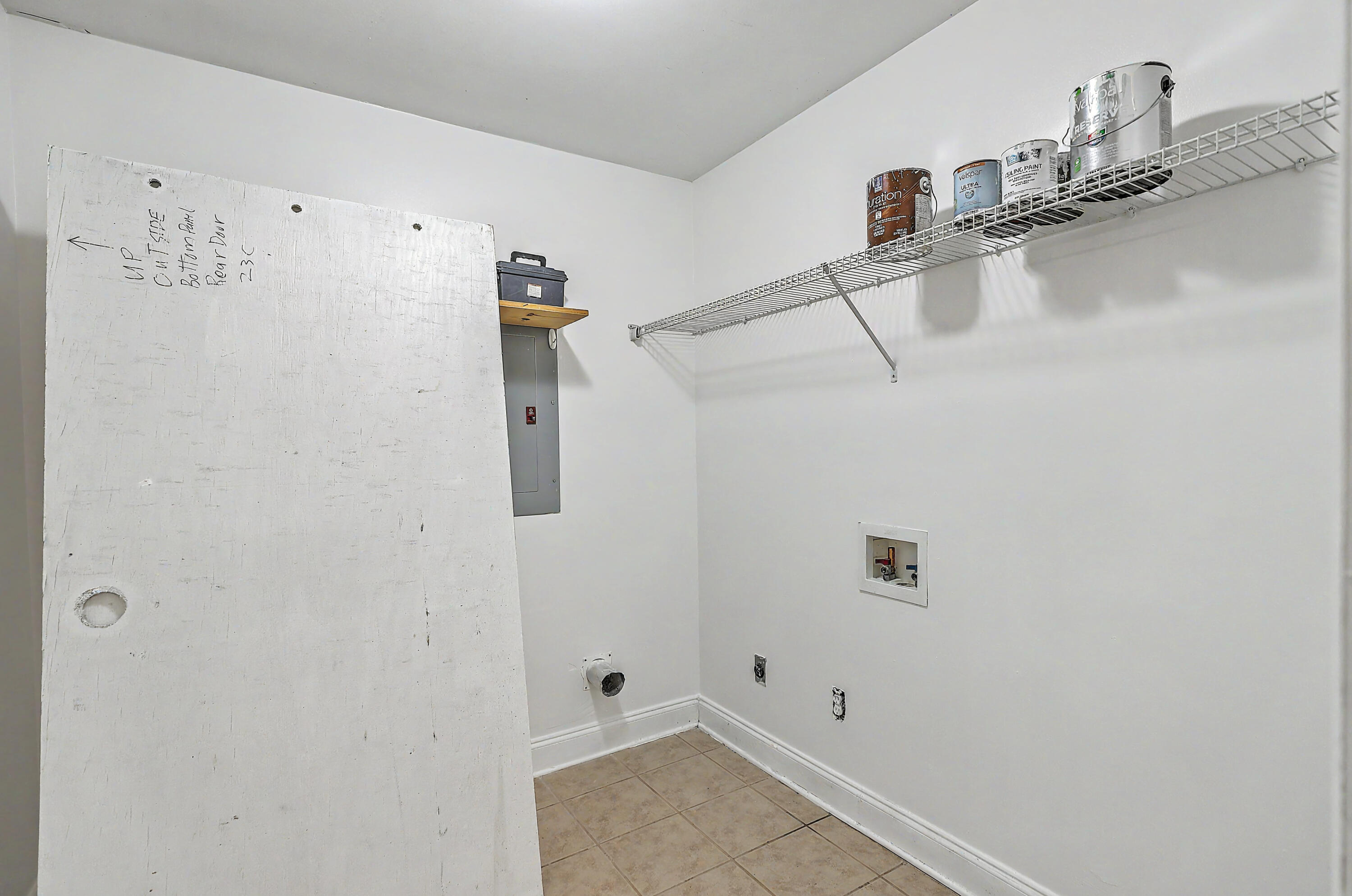 23 Brockman Drive Unit C Unit: Unit 23-C