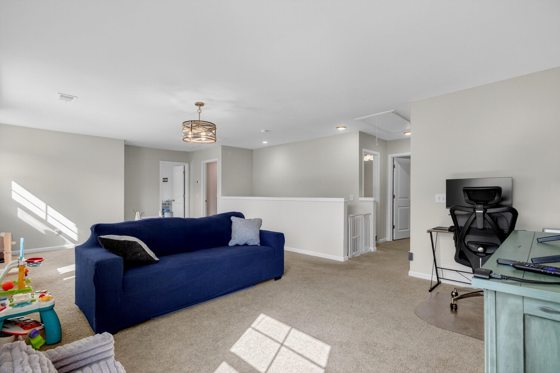 1903 Toland Court