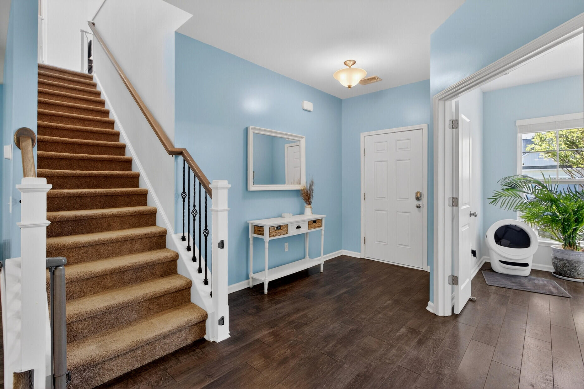 1903 Toland Court