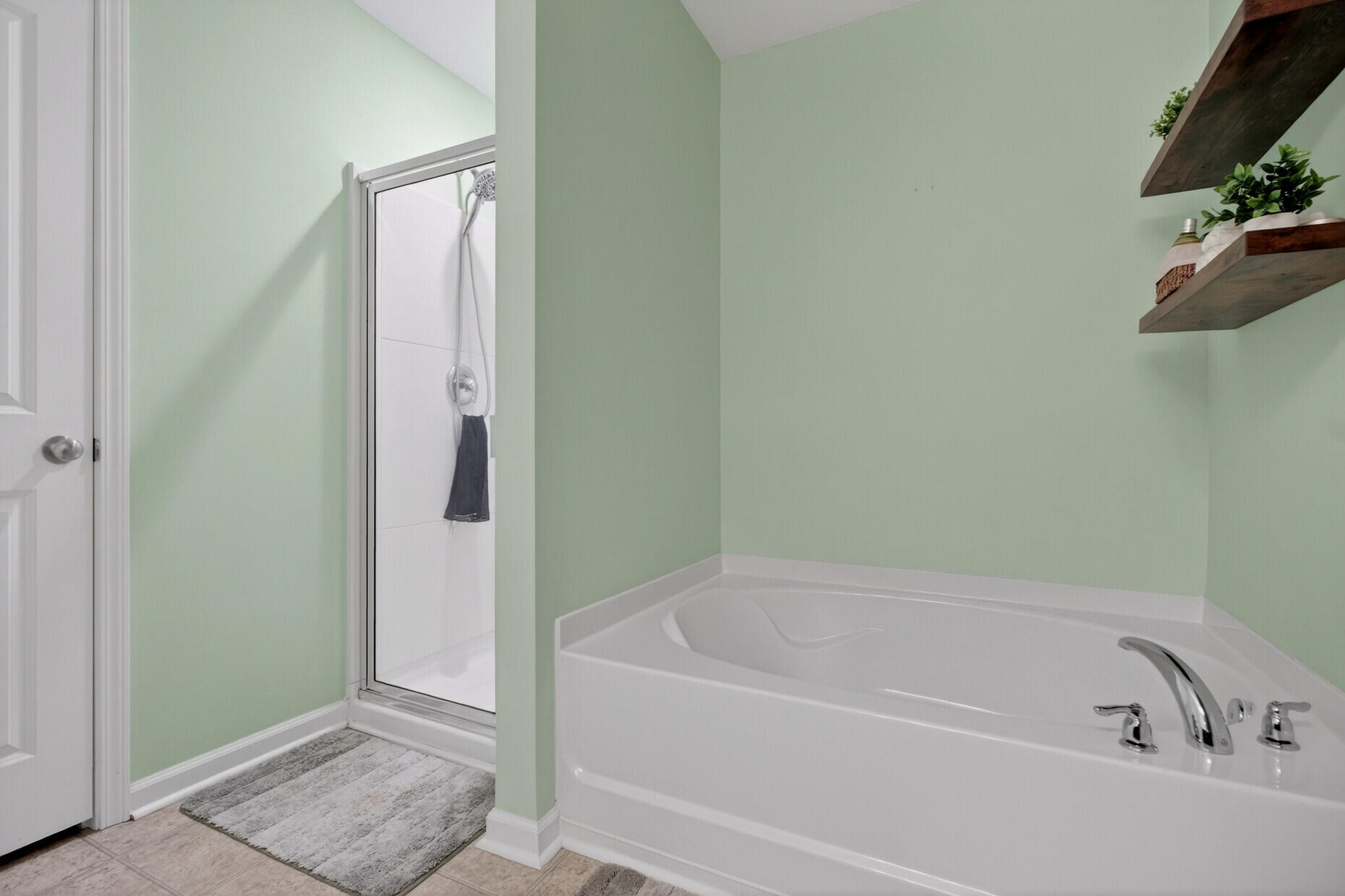1903 Toland Court