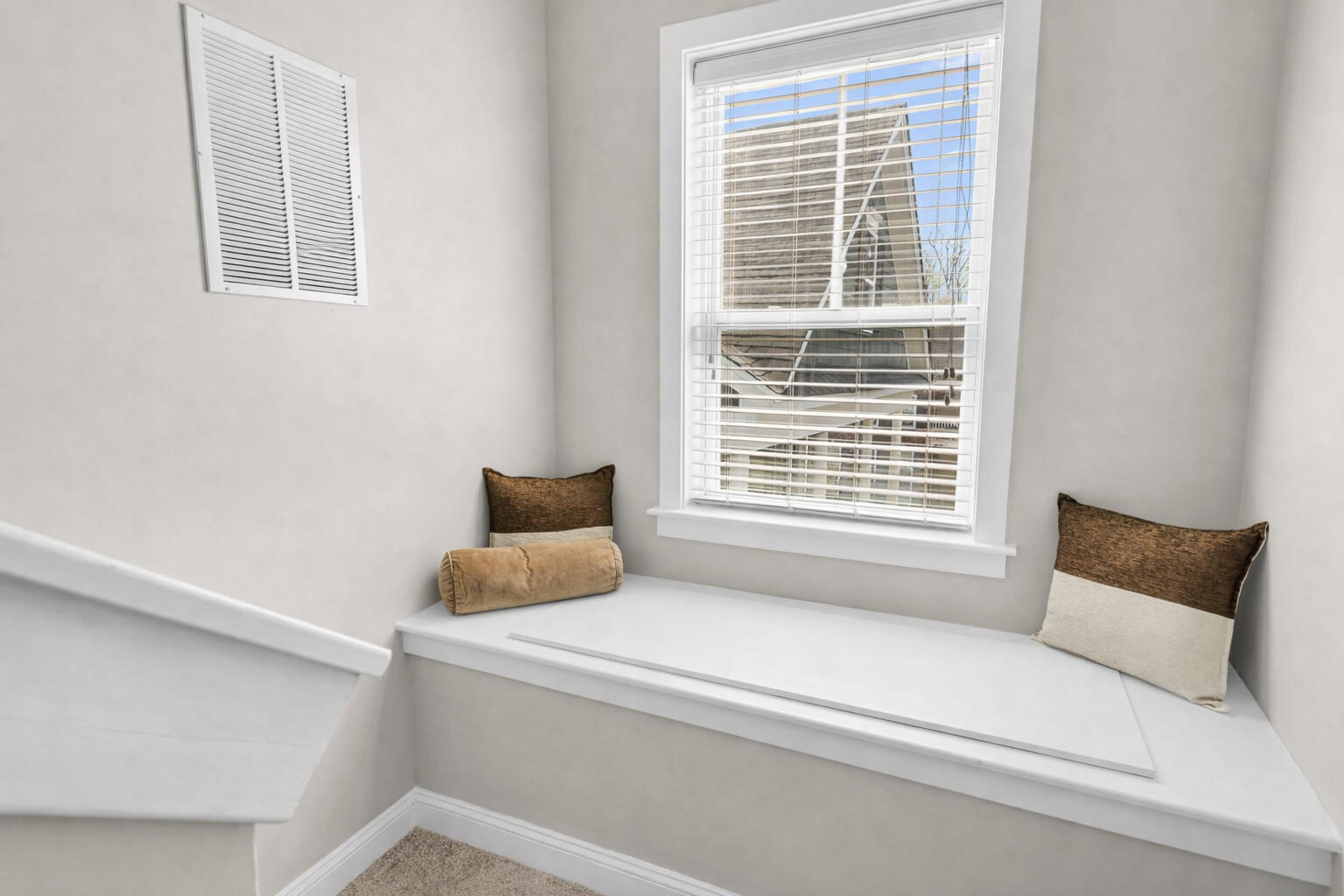 1634 Bluewater Way