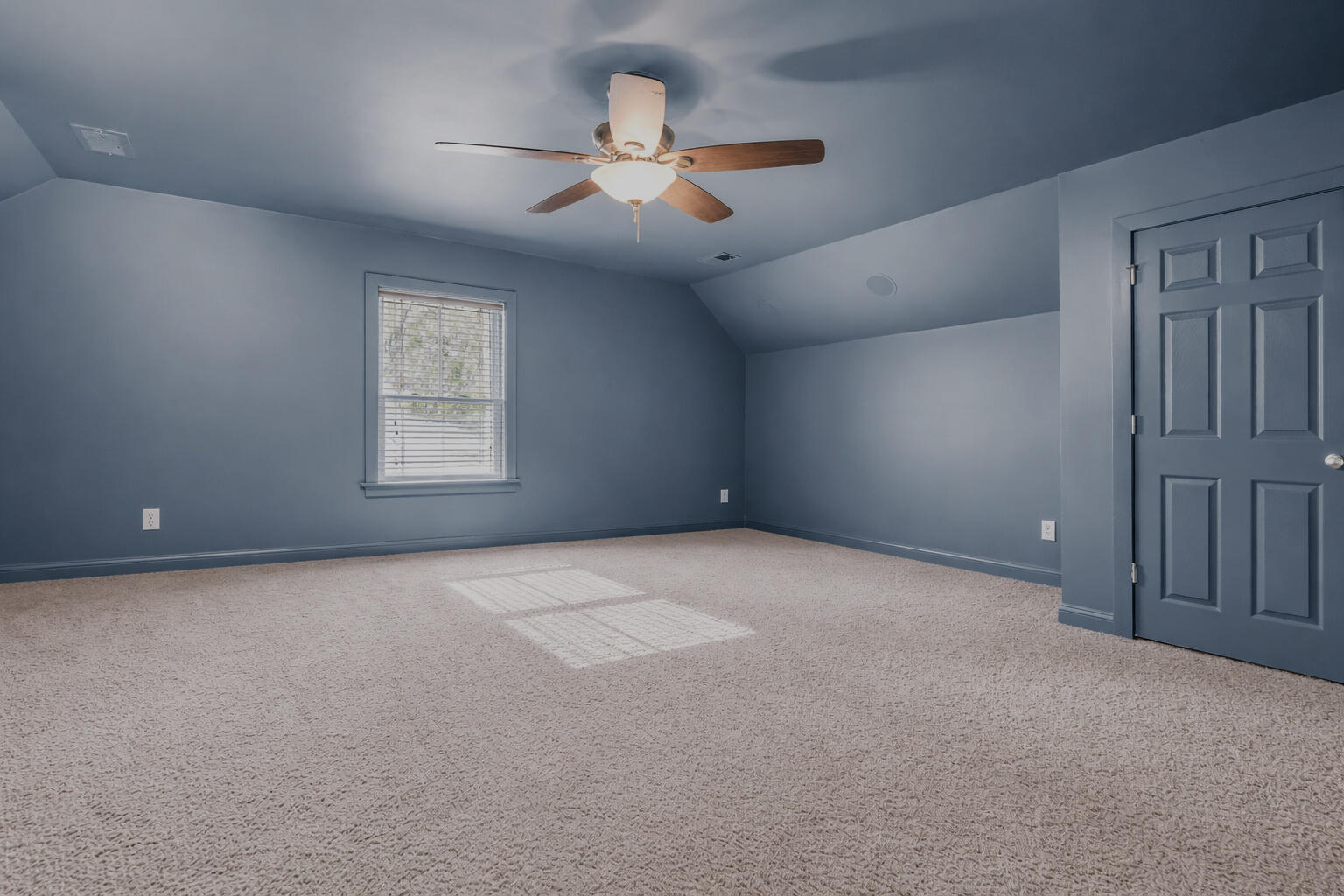1634 Bluewater Way