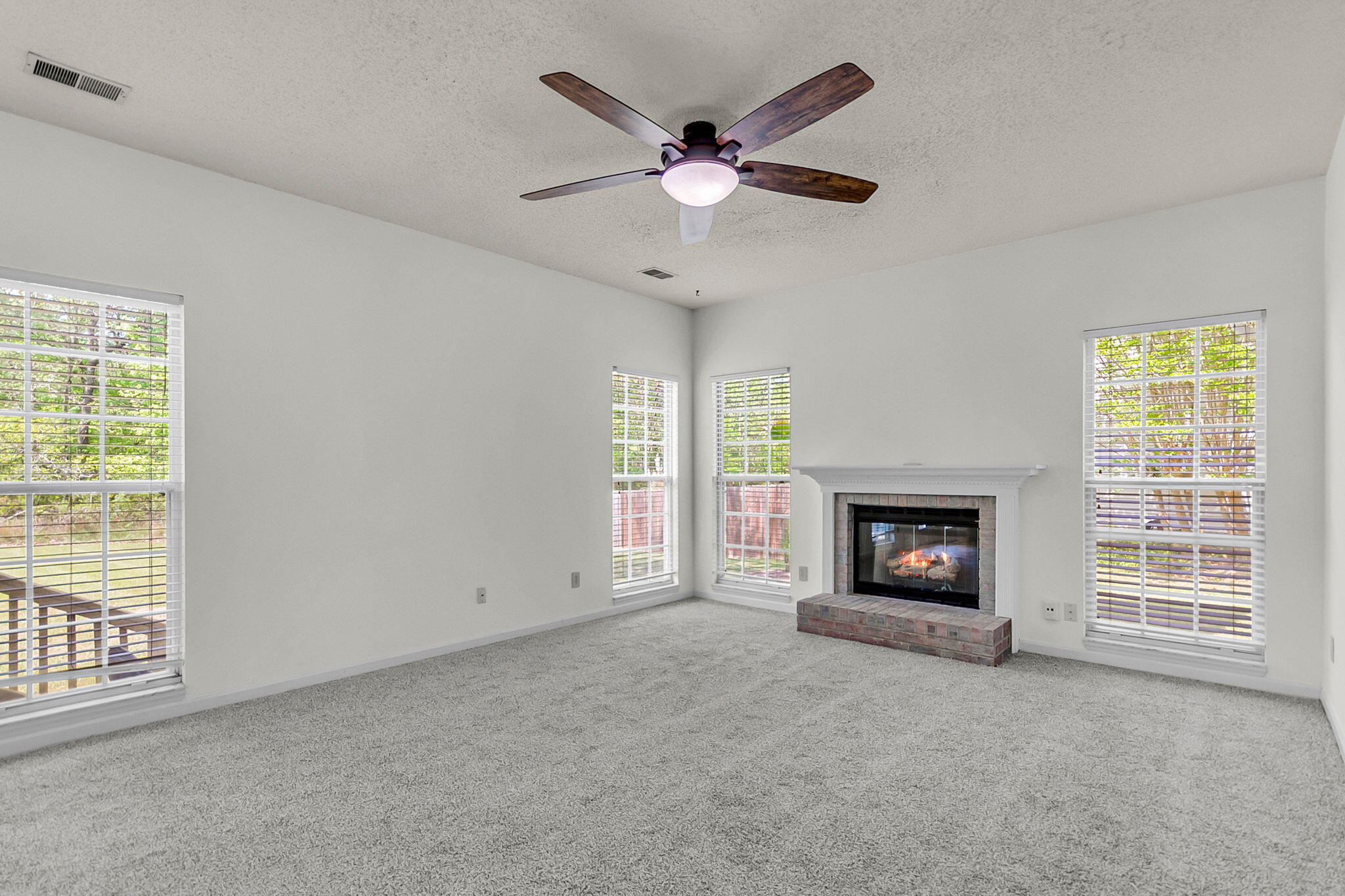 113 Waddington Trace