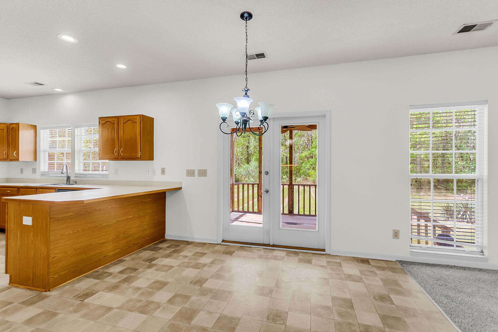 113 Waddington Trace