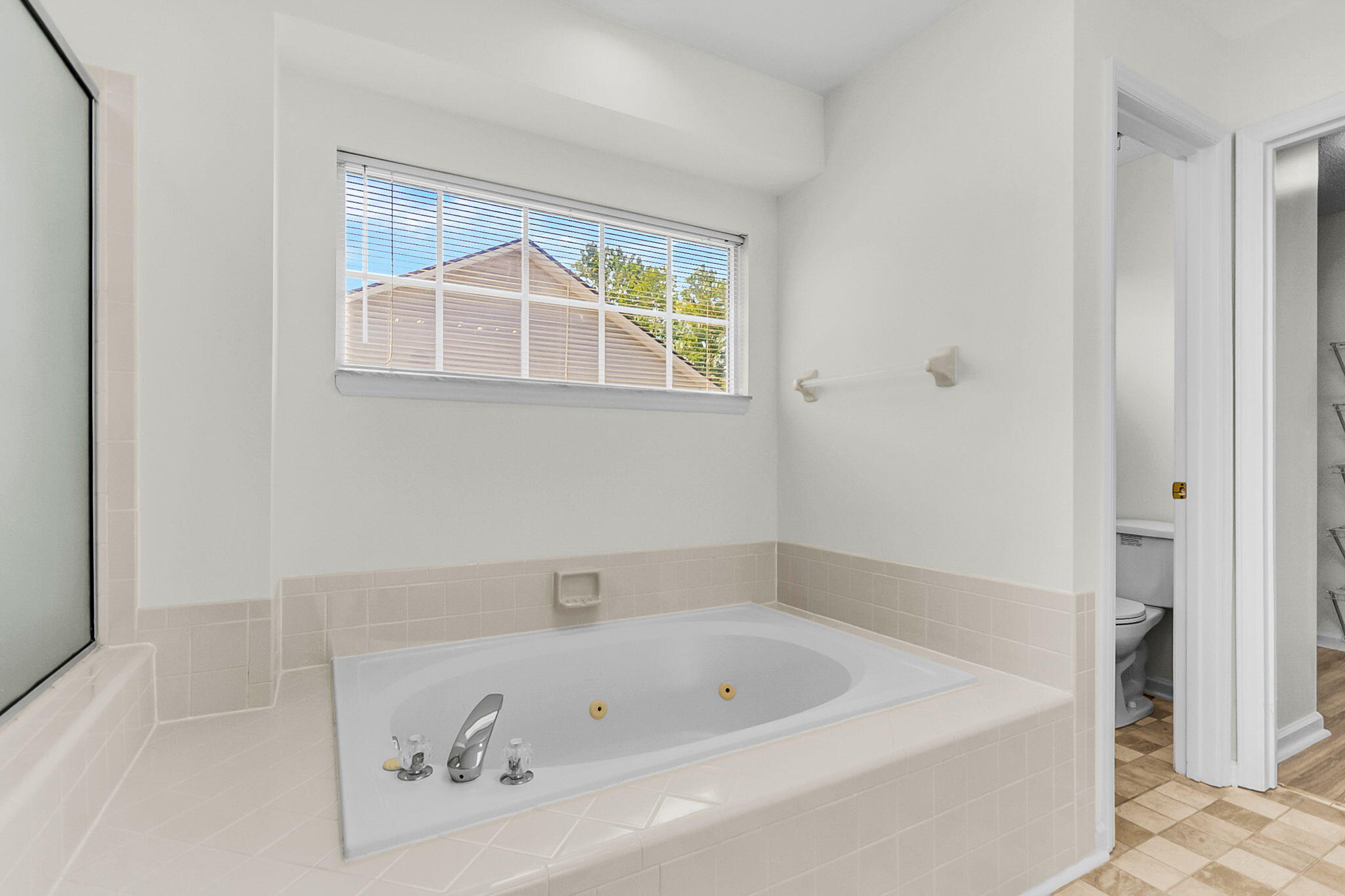 113 Waddington Trace