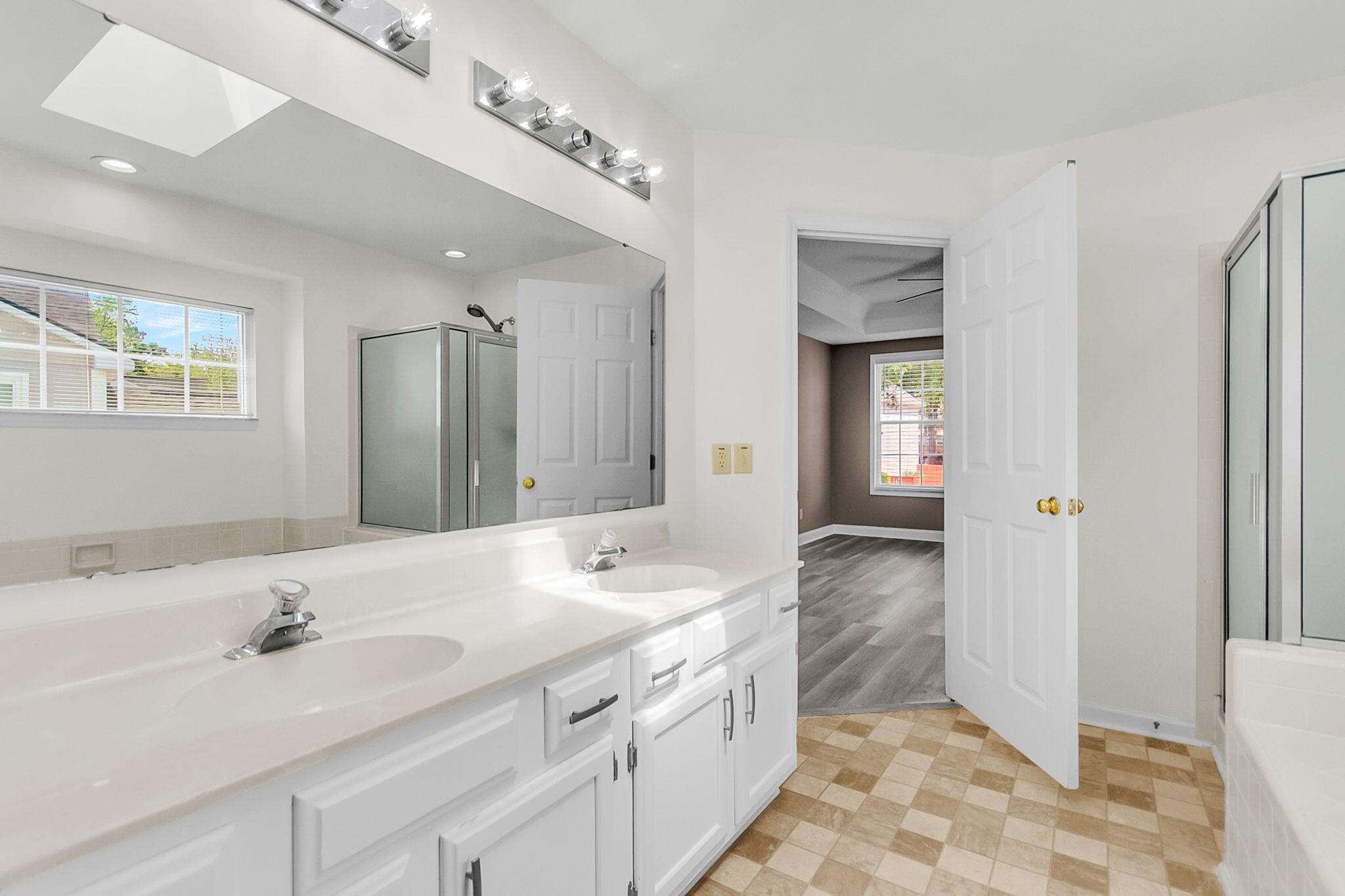 113 Waddington Trace