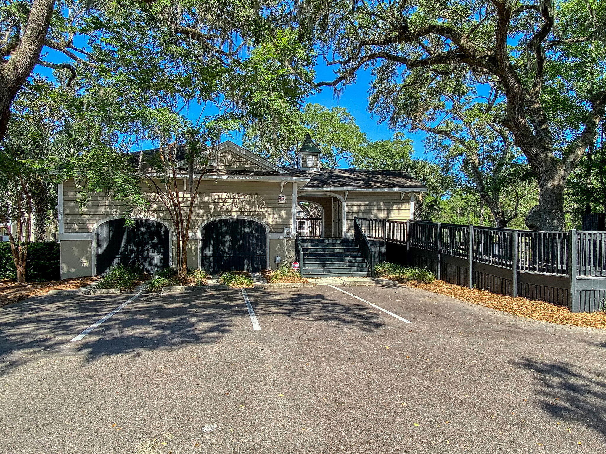 2923 Woodland Park Drive