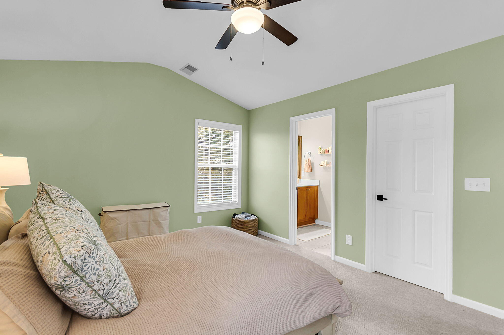 2923 Woodland Park Drive