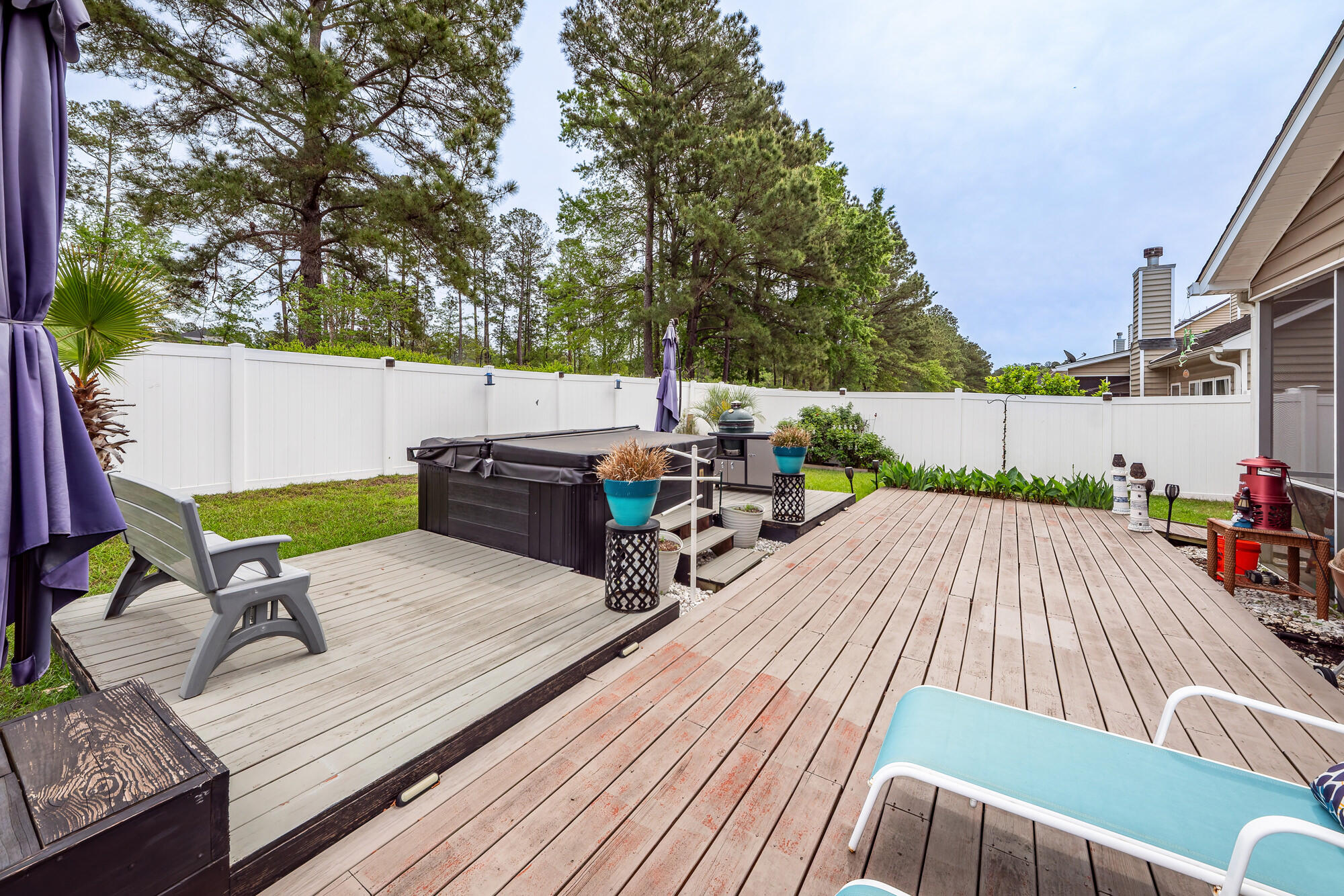 320 Bracken Fern Road