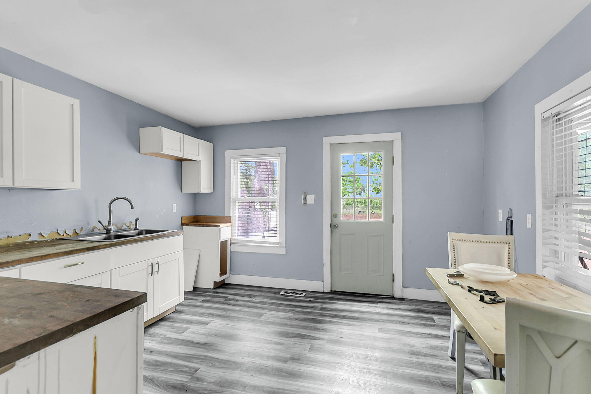 2334 Midland Park Road