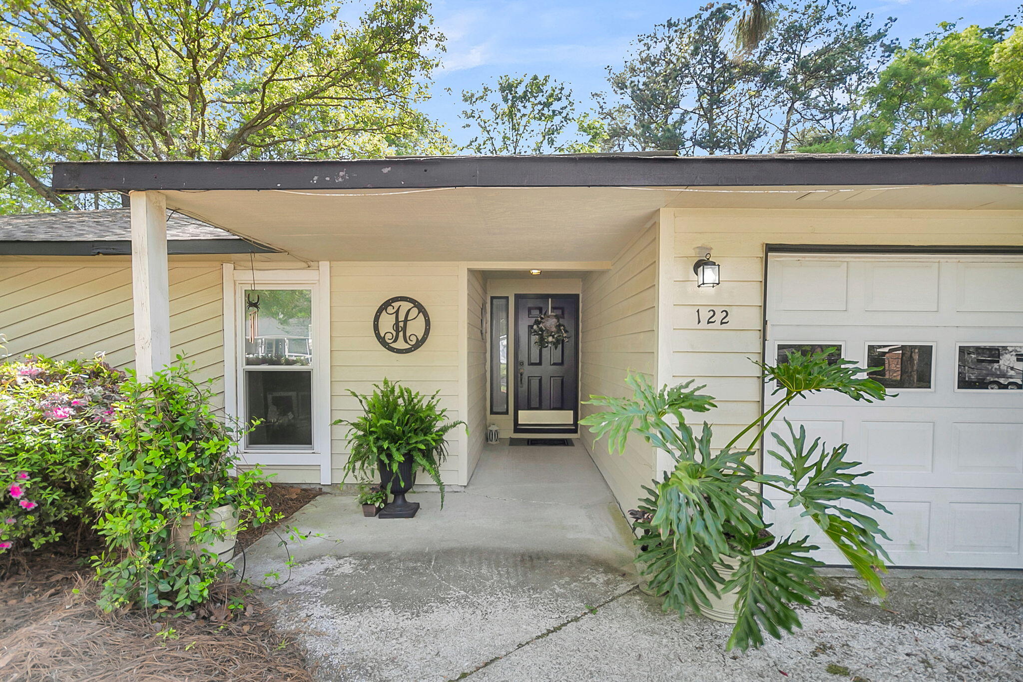 122 Bradd Street