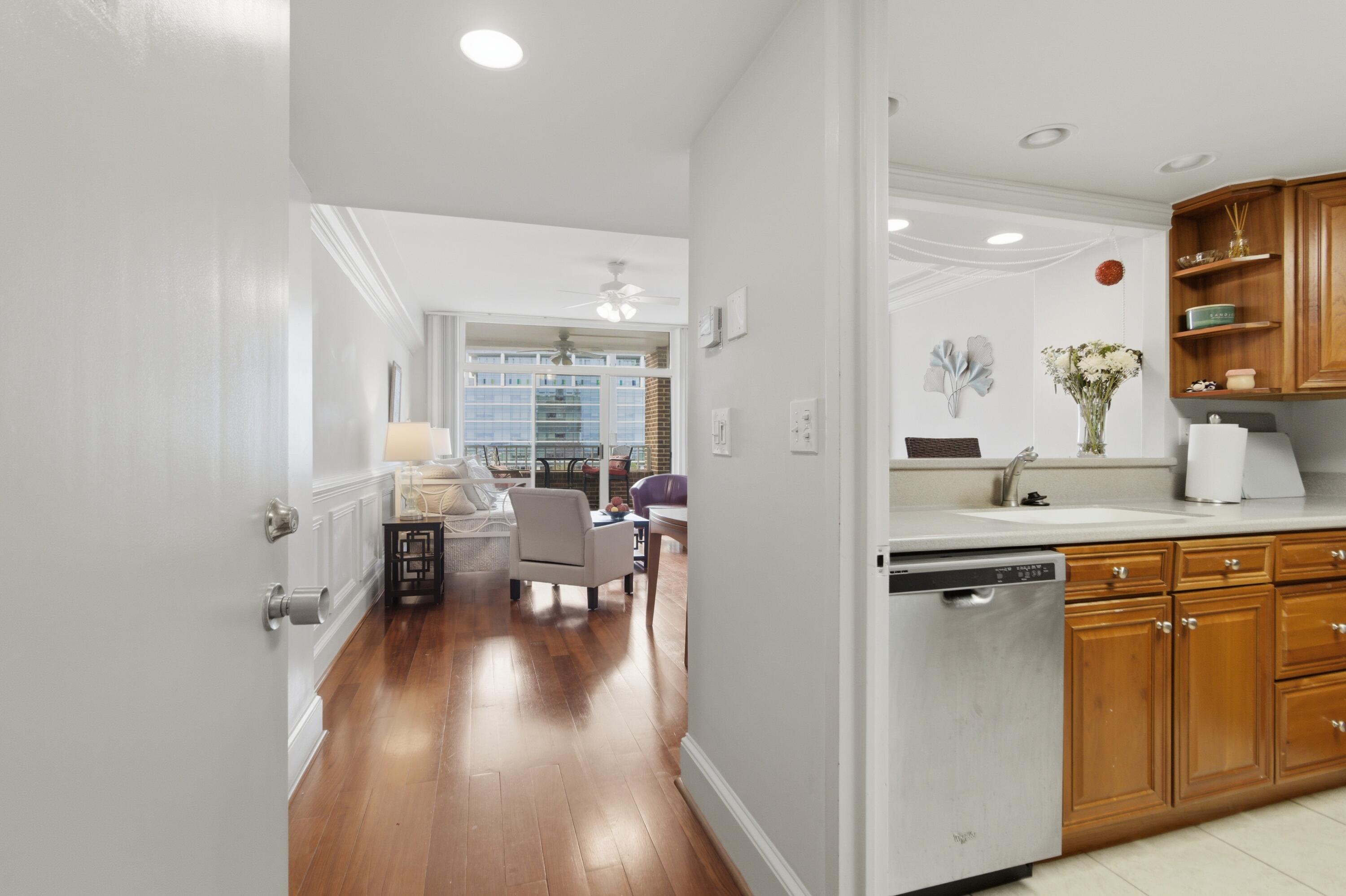 14 Lockwood Drive Apt 3h