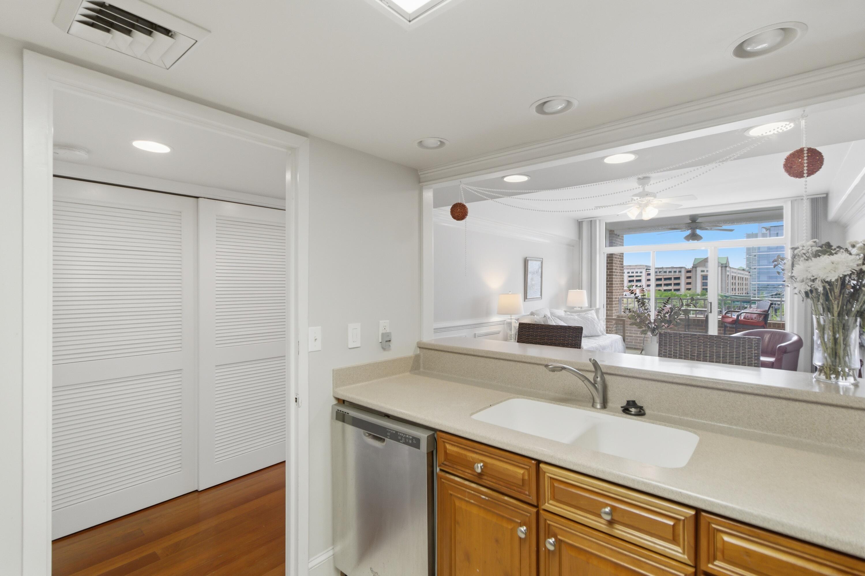 14 Lockwood Drive Apt 3h