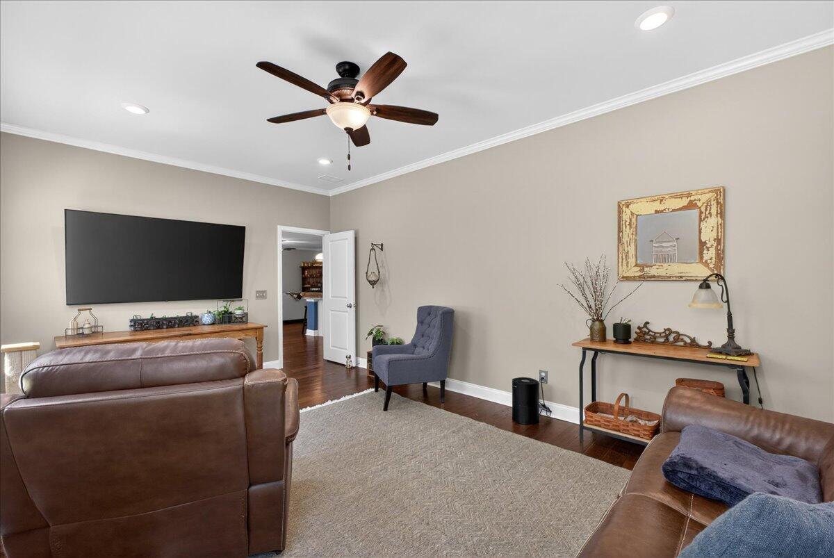 9955 Honeylocust Lane
