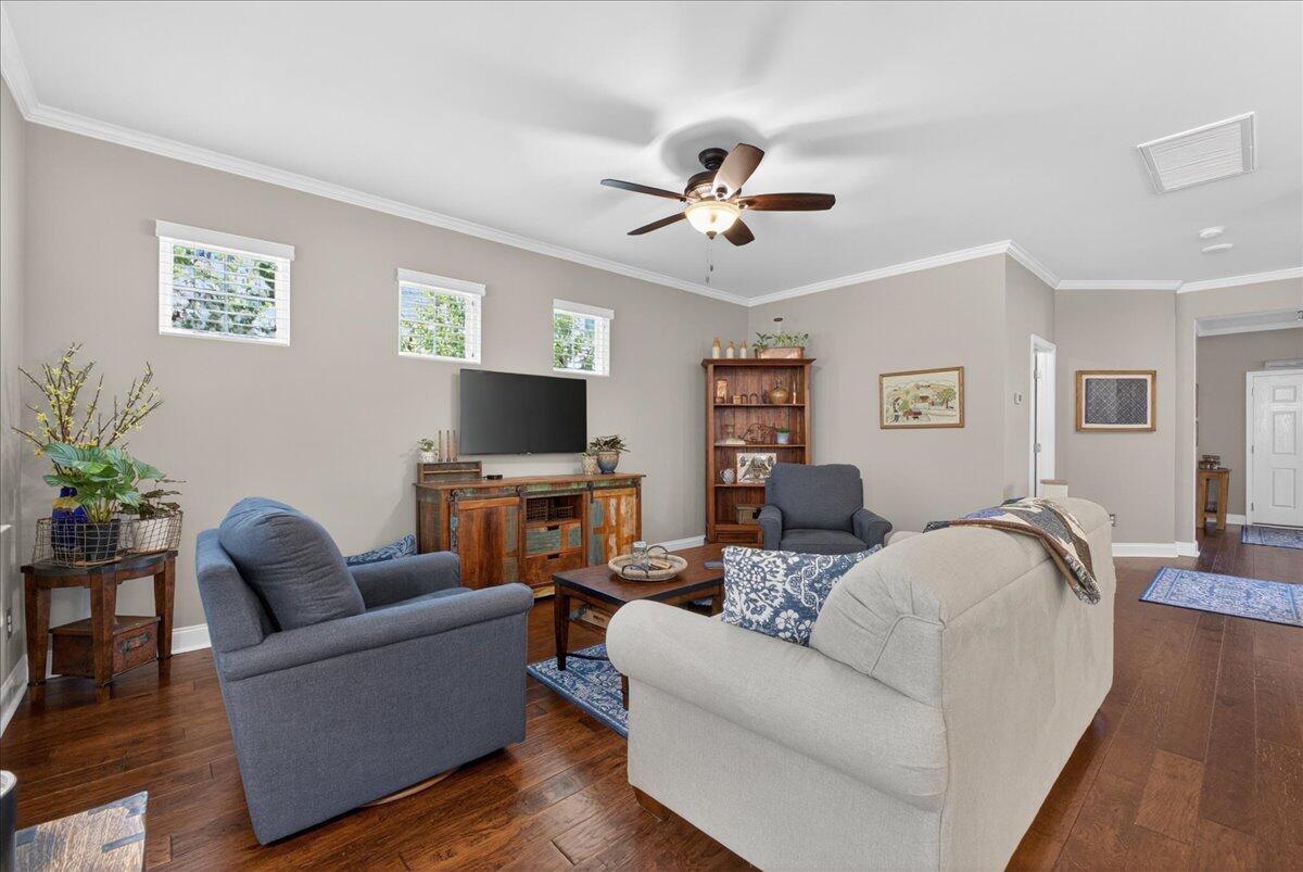 9955 Honeylocust Lane
