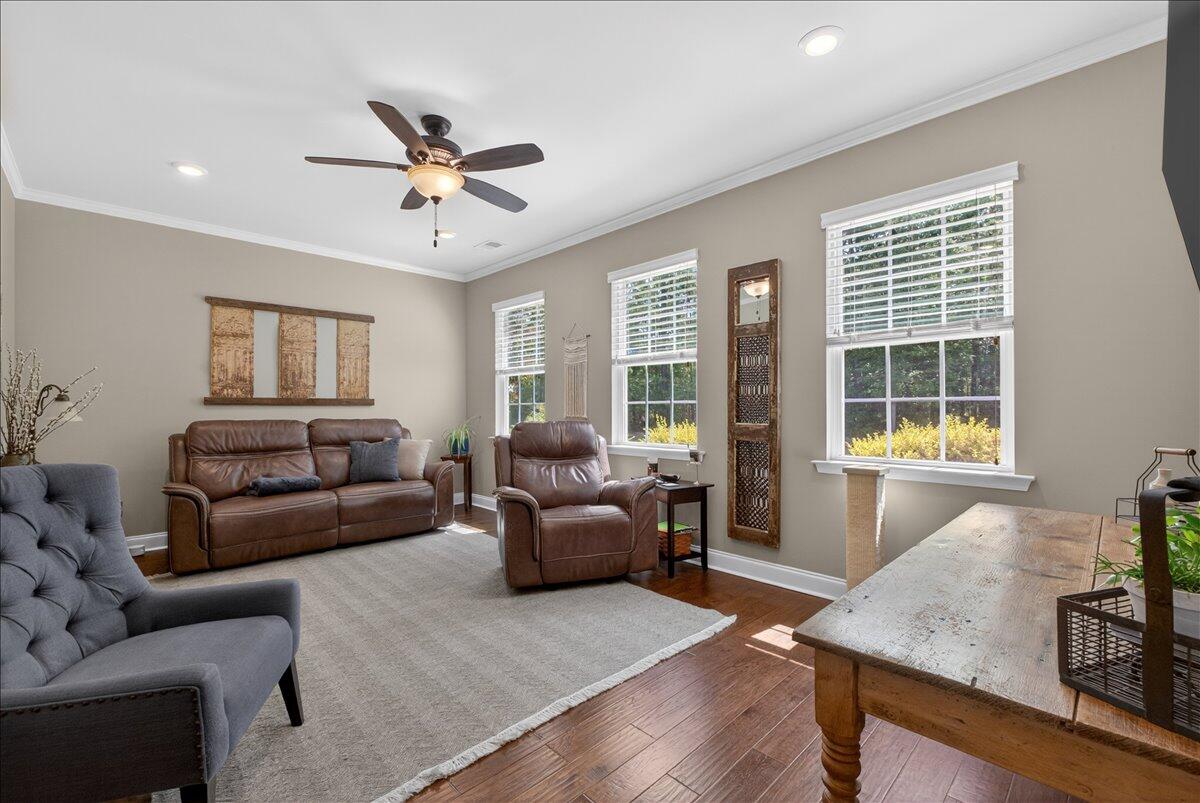 9955 Honeylocust Lane