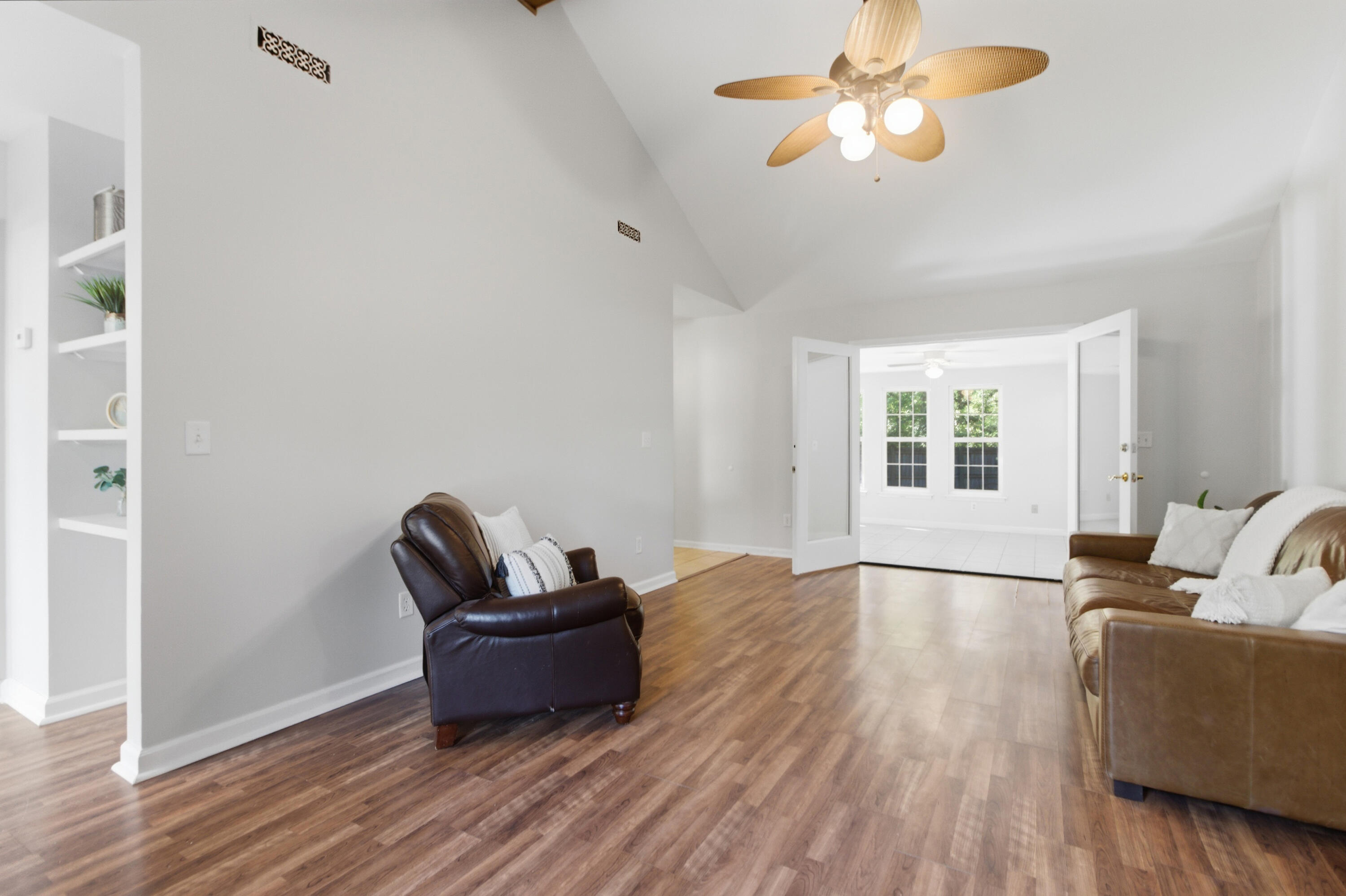 2322 Mckee Court