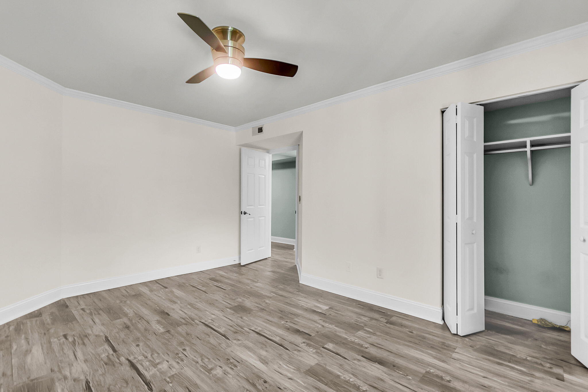 1866 Montclair Drive Unit D