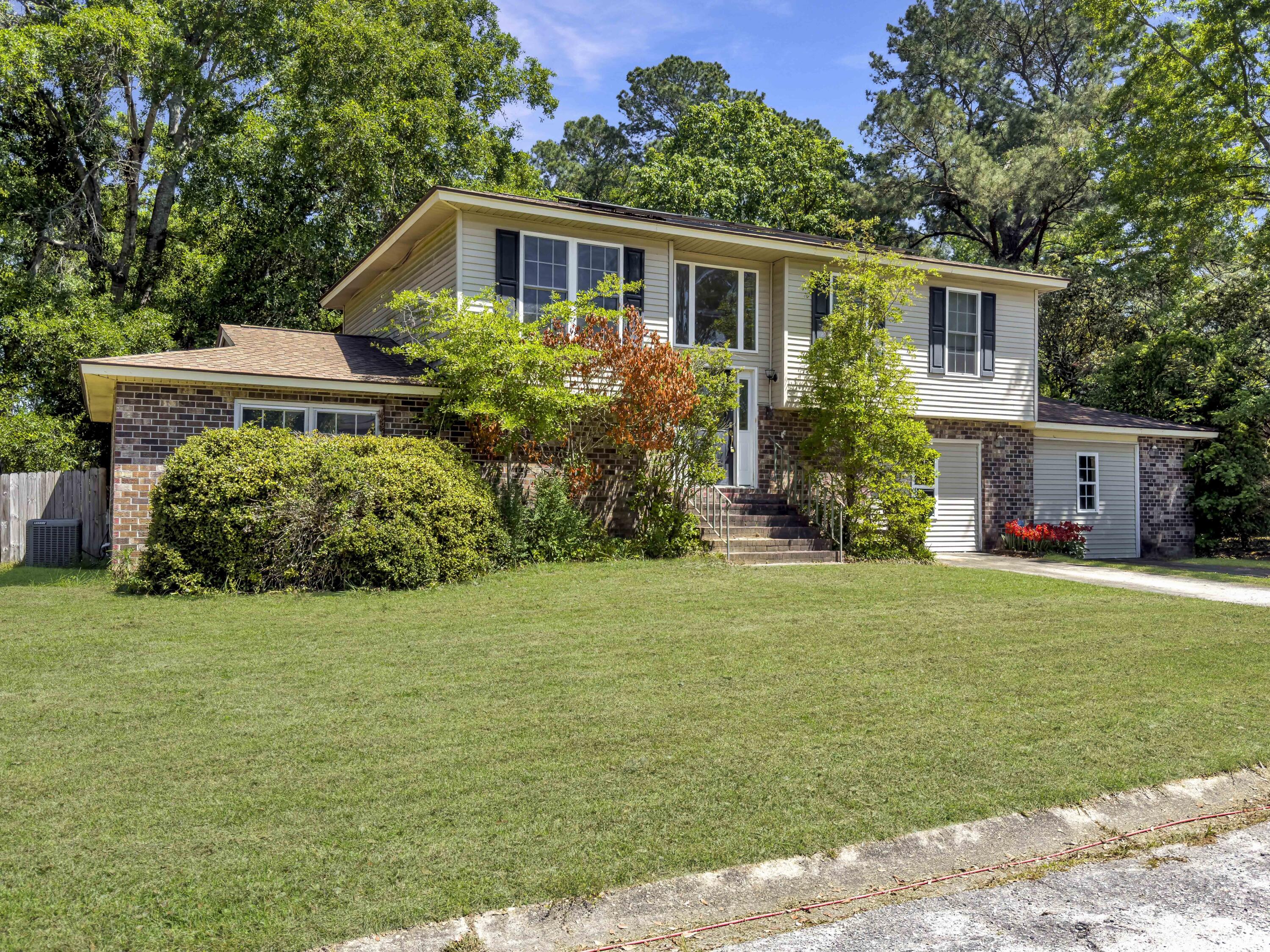 210 Kent Court