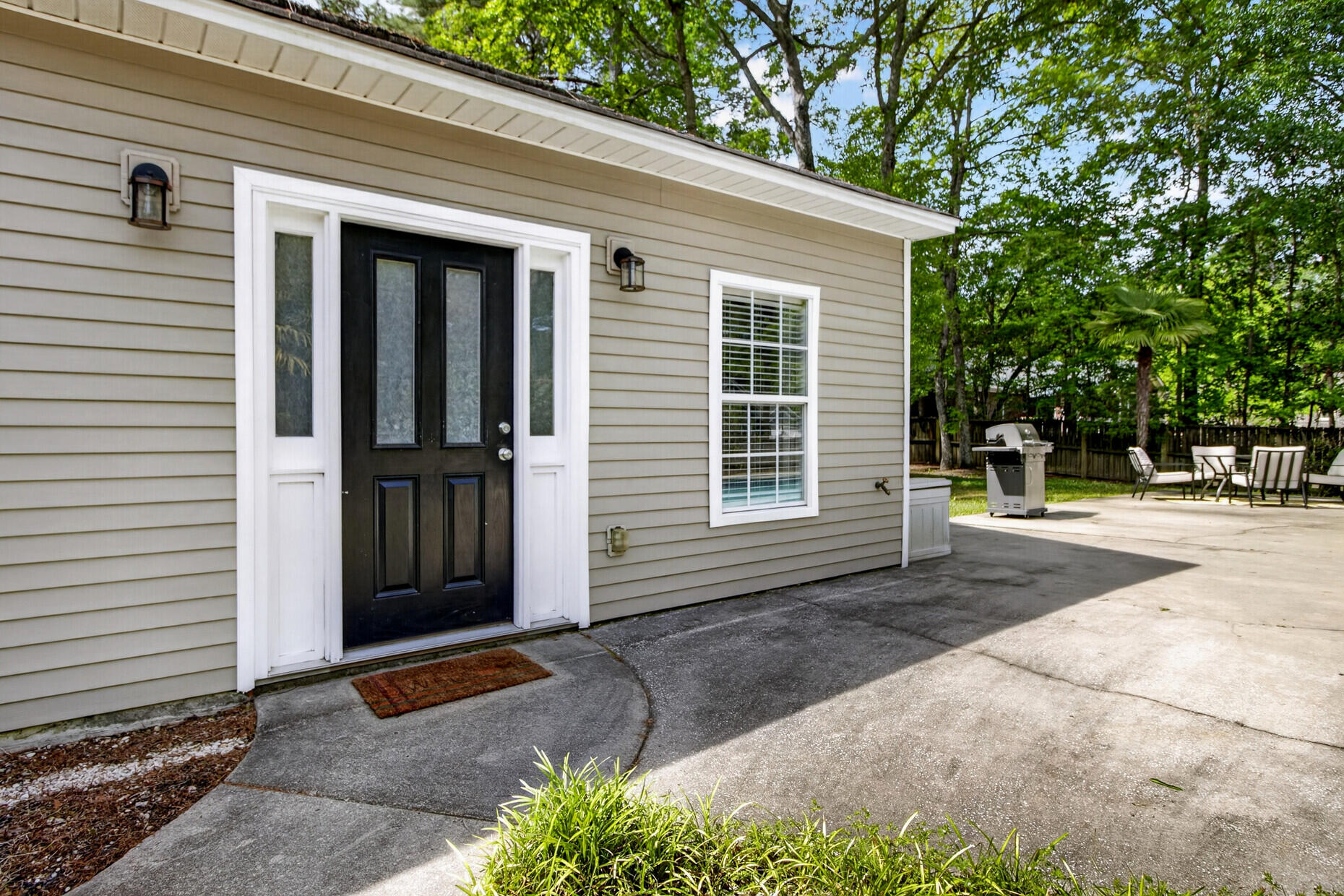 105 Cantering Hills Lane