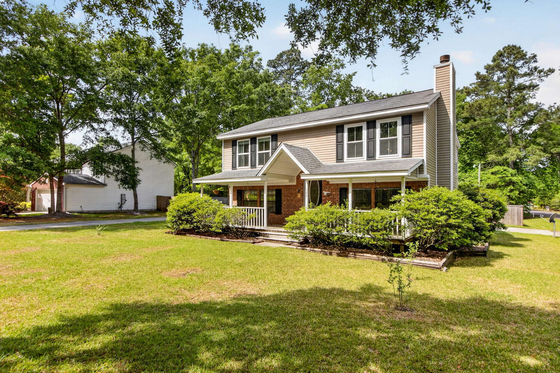 105 Cantering Hills Lane