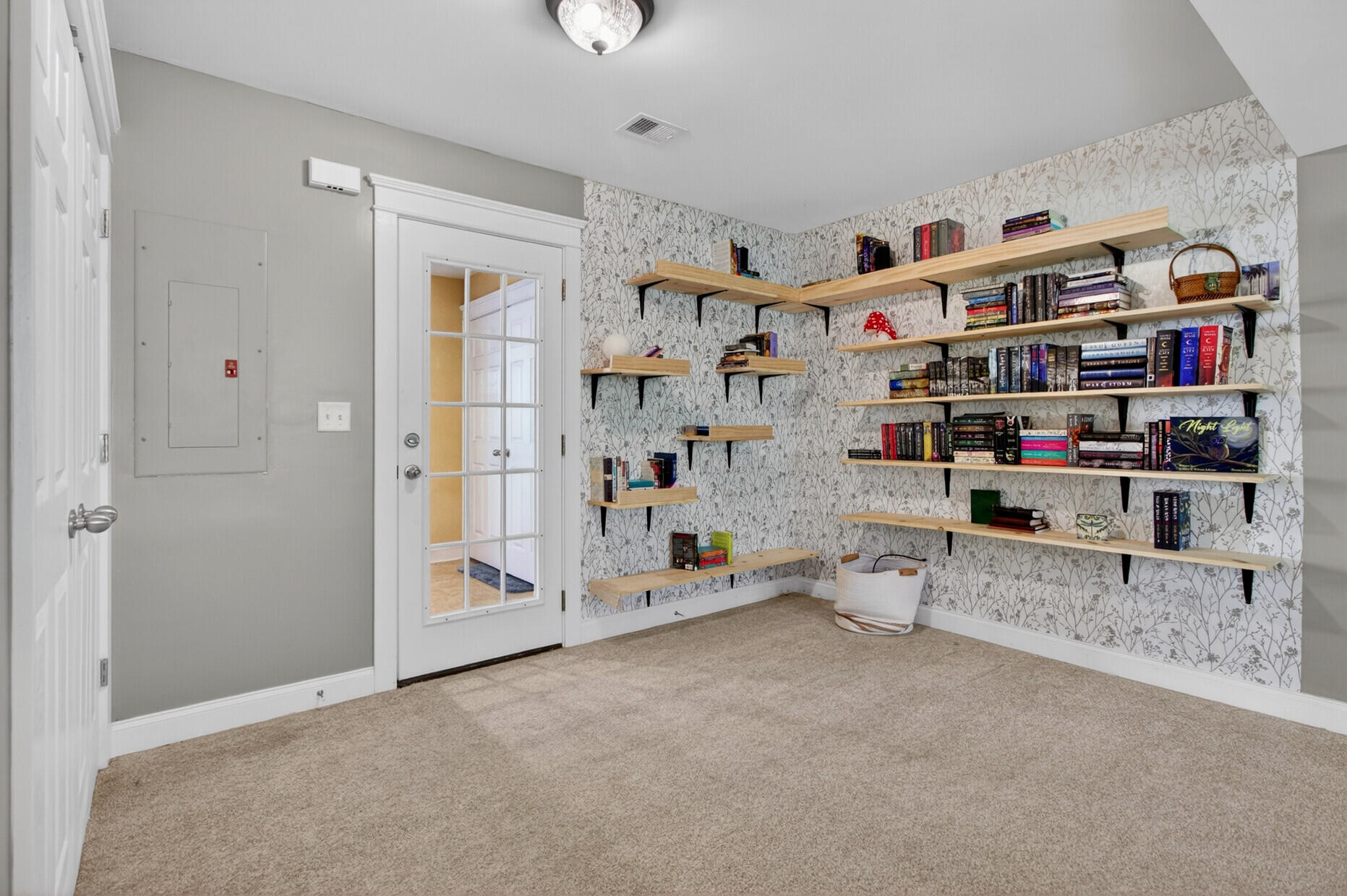 105 Cantering Hills Lane