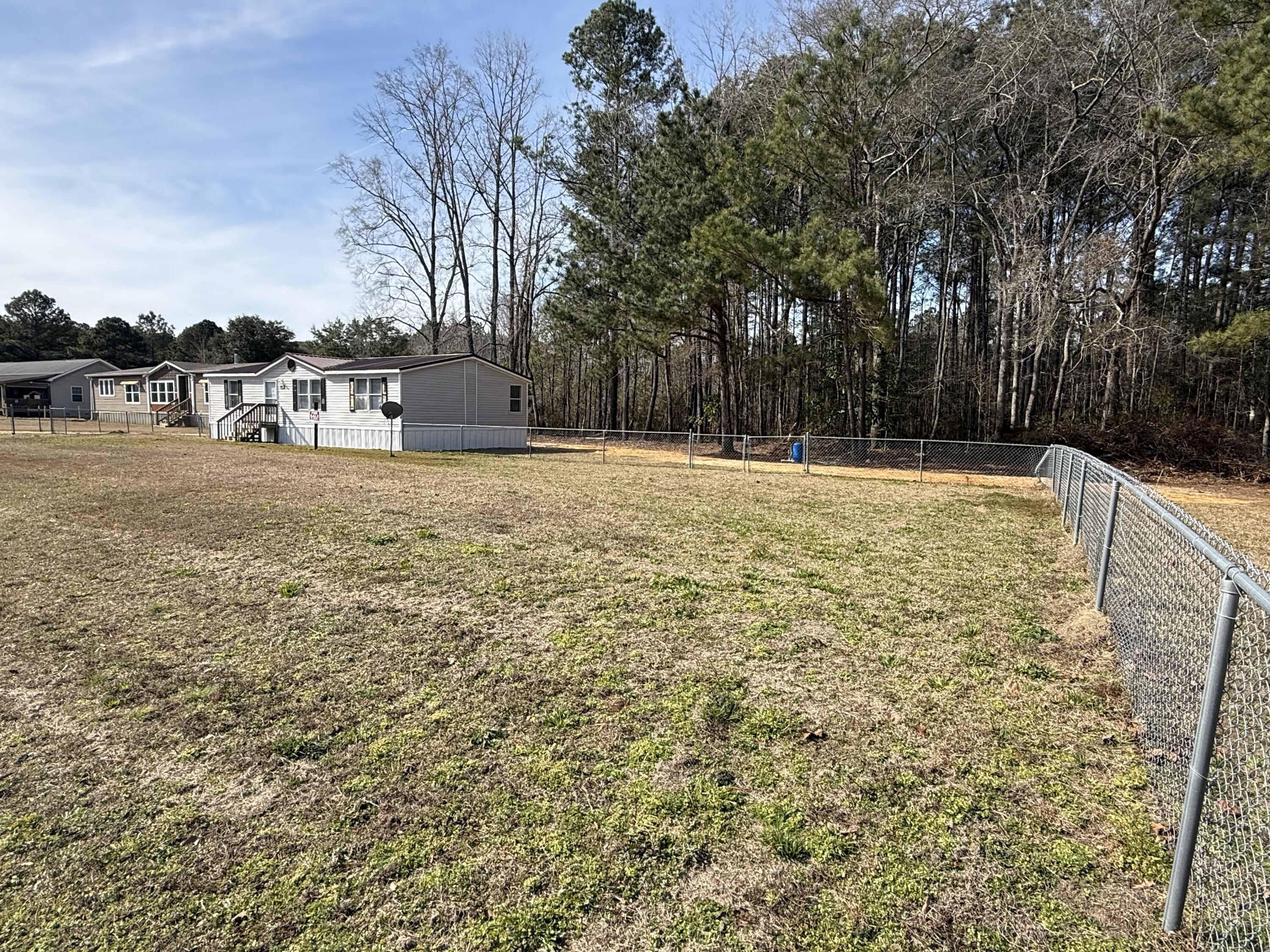 10685 Jefferies Highway