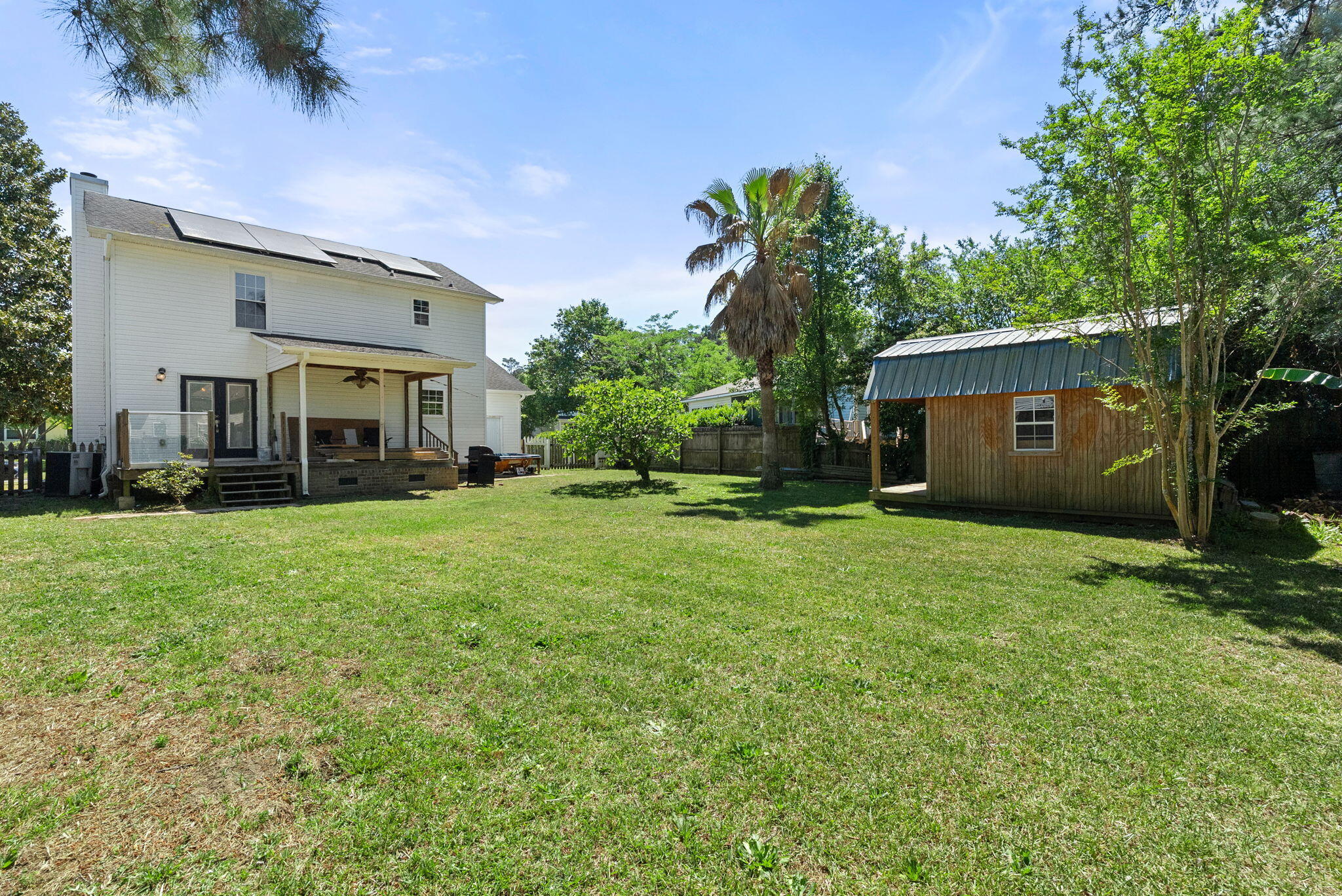 606 Dolphin Drive