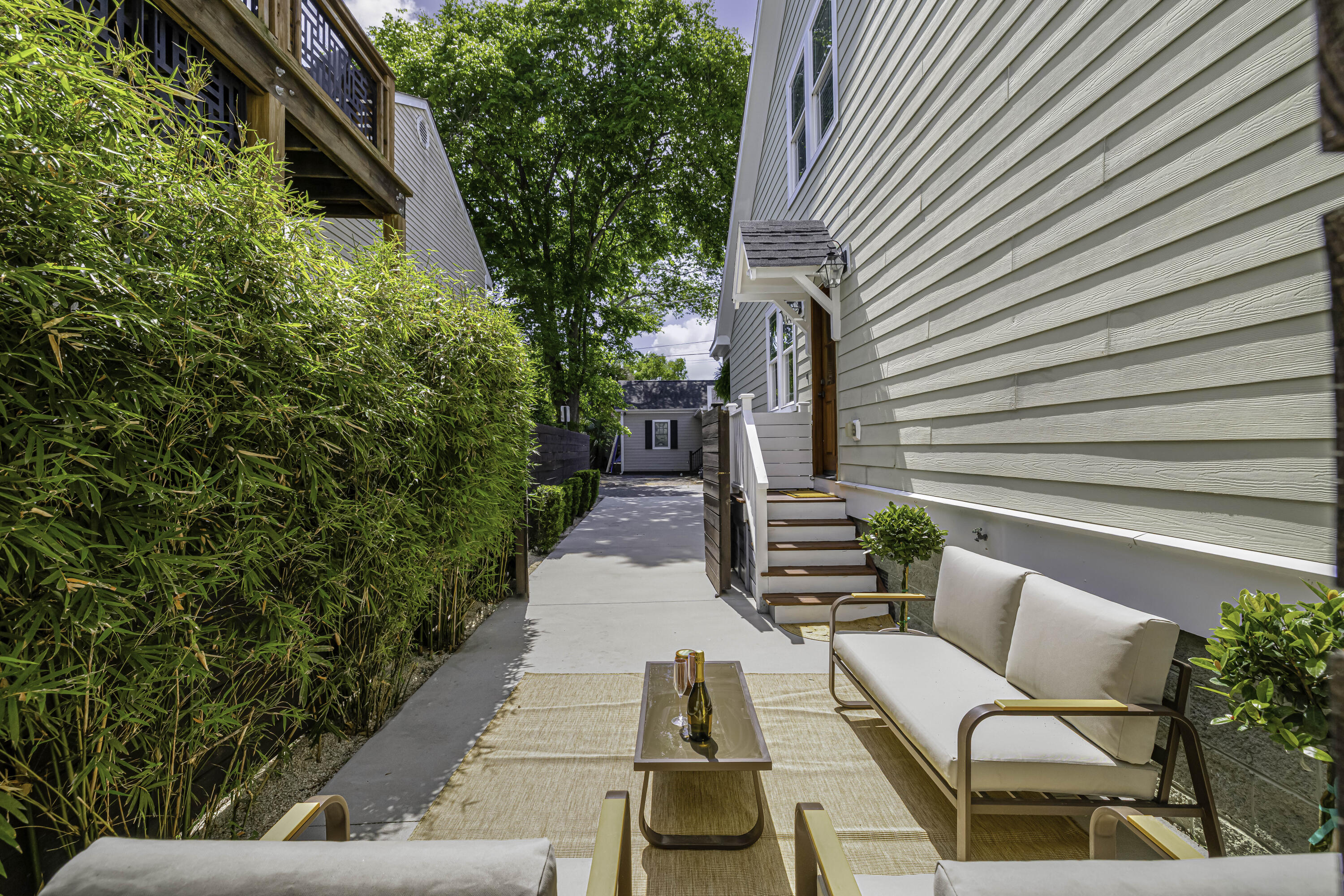 4 Senate Street