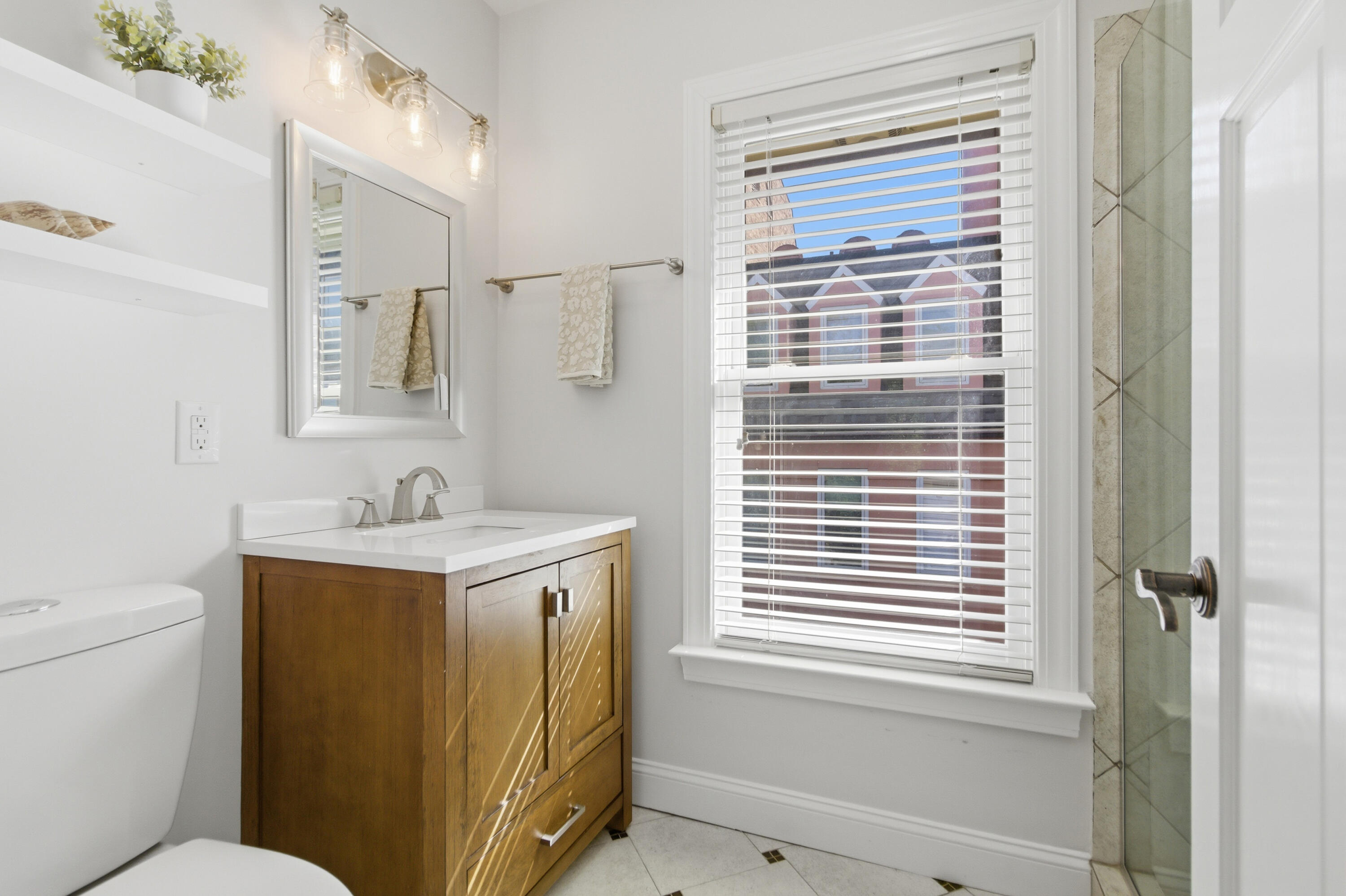 15 Judith Street Unit: E