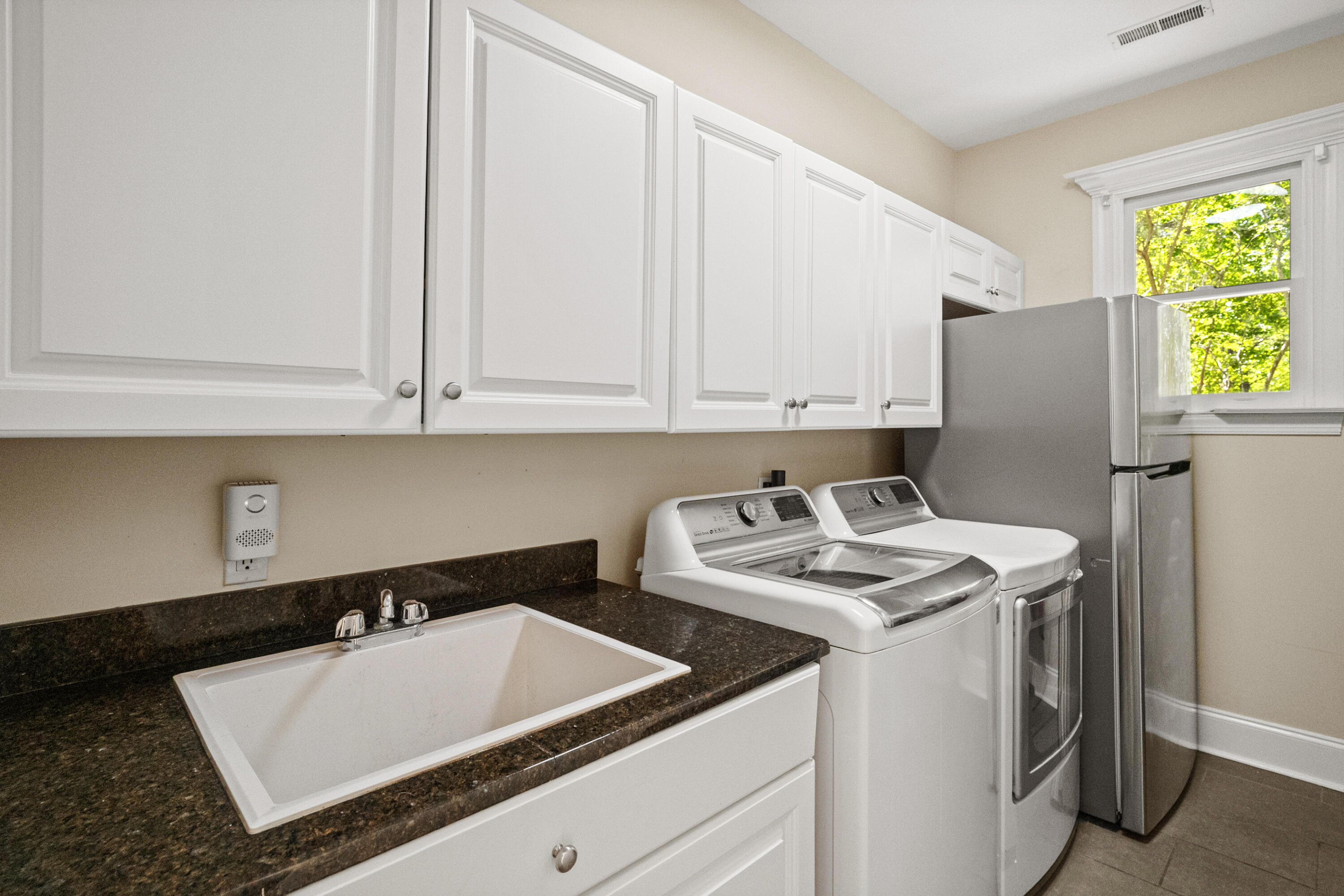 3368 Cottonfield Drive