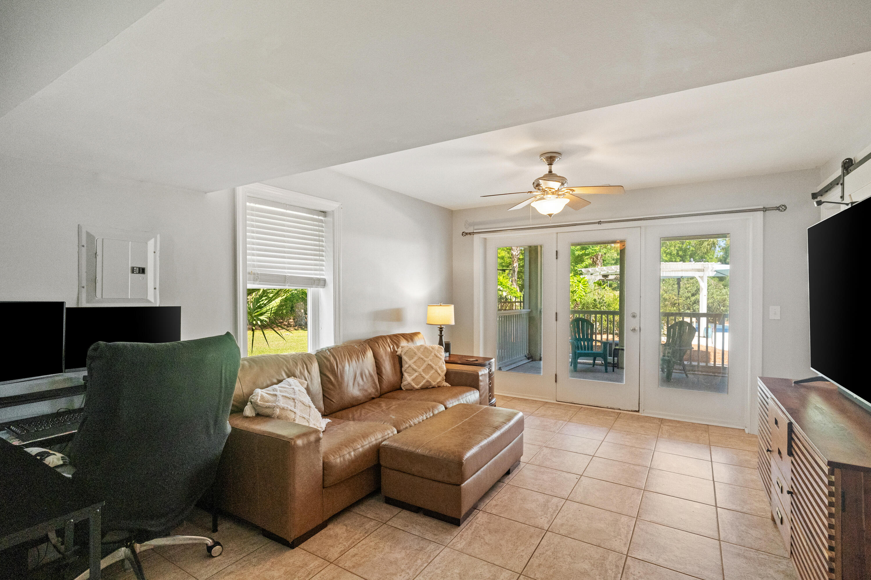 3368 Cottonfield Drive