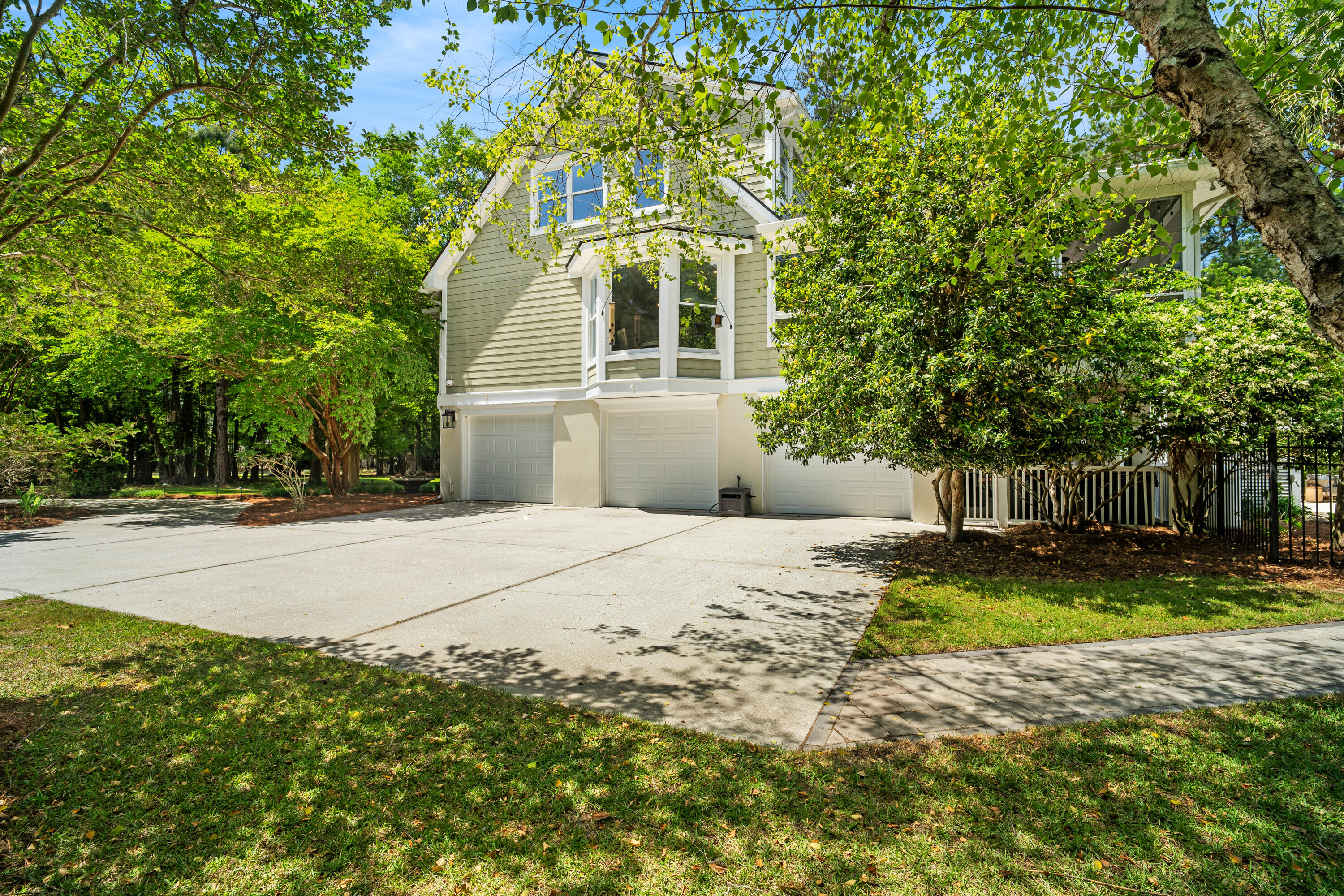 3368 Cottonfield Drive